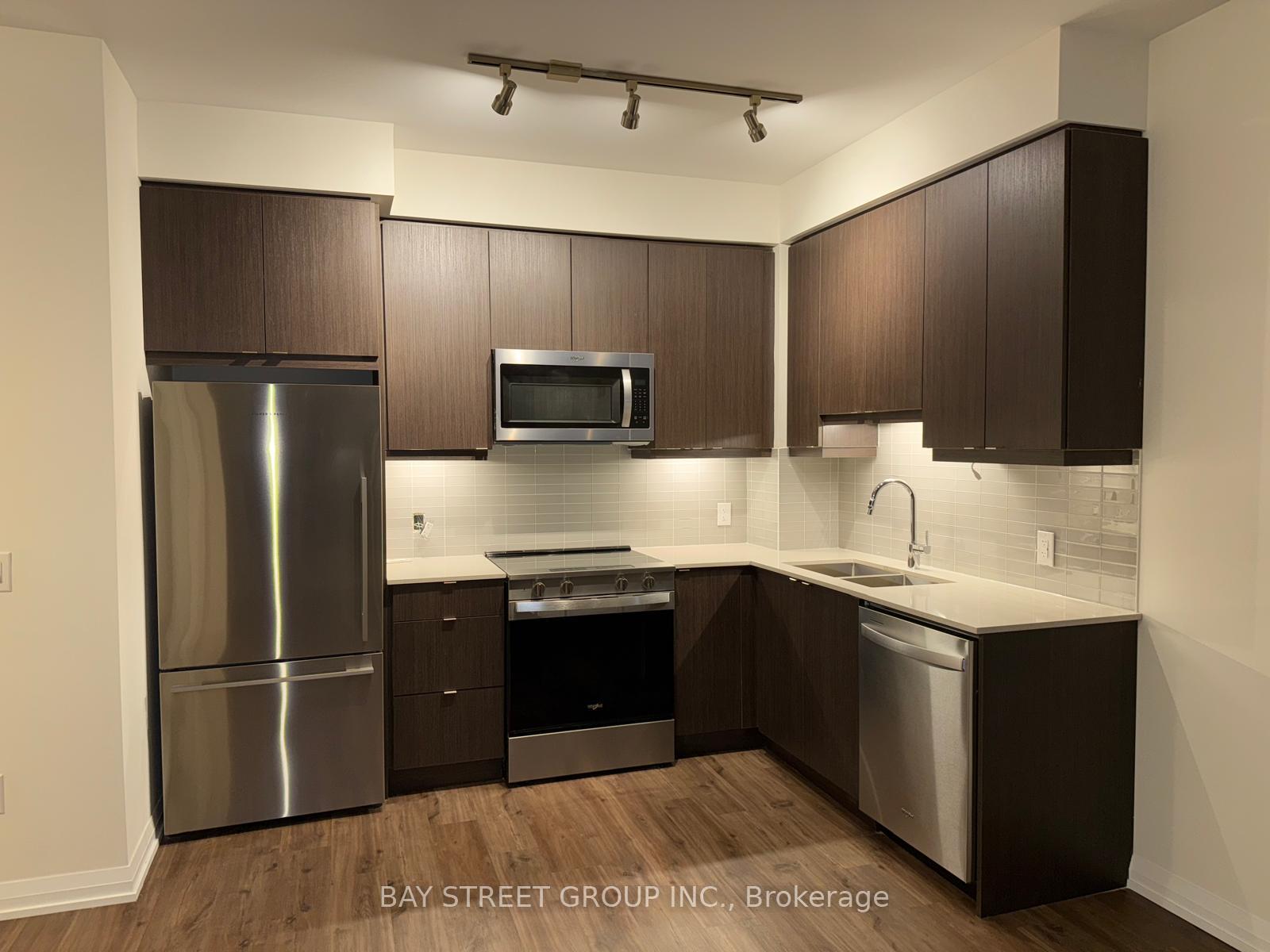 Photo 4 of Unit 221, 3270 Sheppard Avenue E, Scarborough, Tam O'Shanter-Sullivan — HOMEH