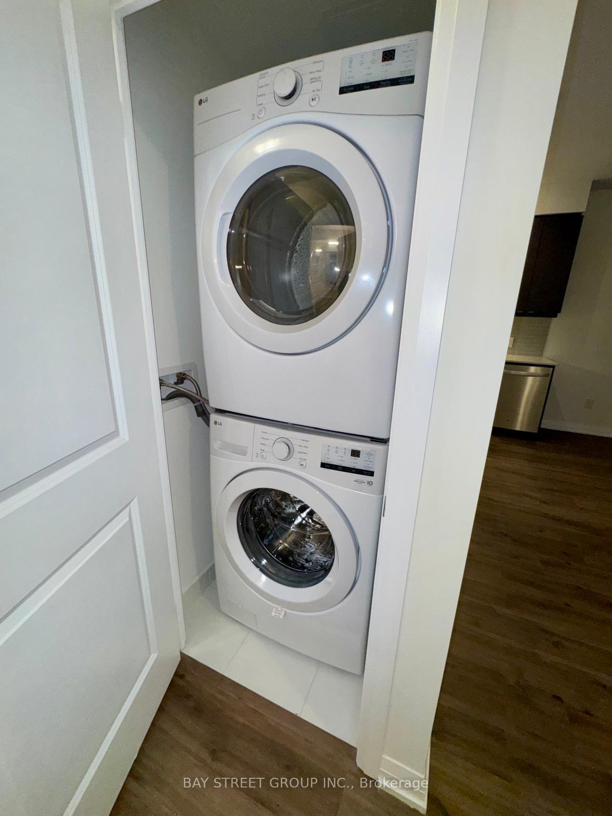 Photo 9 of Unit 221, 3270 Sheppard Avenue E, Scarborough, Tam O'Shanter-Sullivan — HOMEH