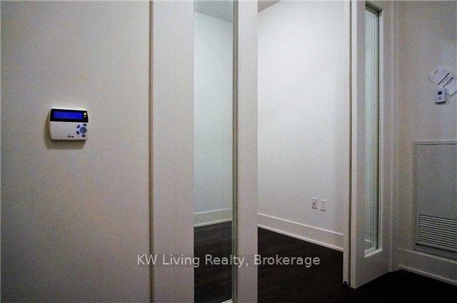 Photo 3 of Unit 1117, 39 Queens Quay E, Toronto, Waterfront Communities — HOMEH