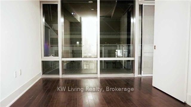 Photo 7 of Unit 1117, 39 Queens Quay E, Toronto, Waterfront Communities — HOMEH