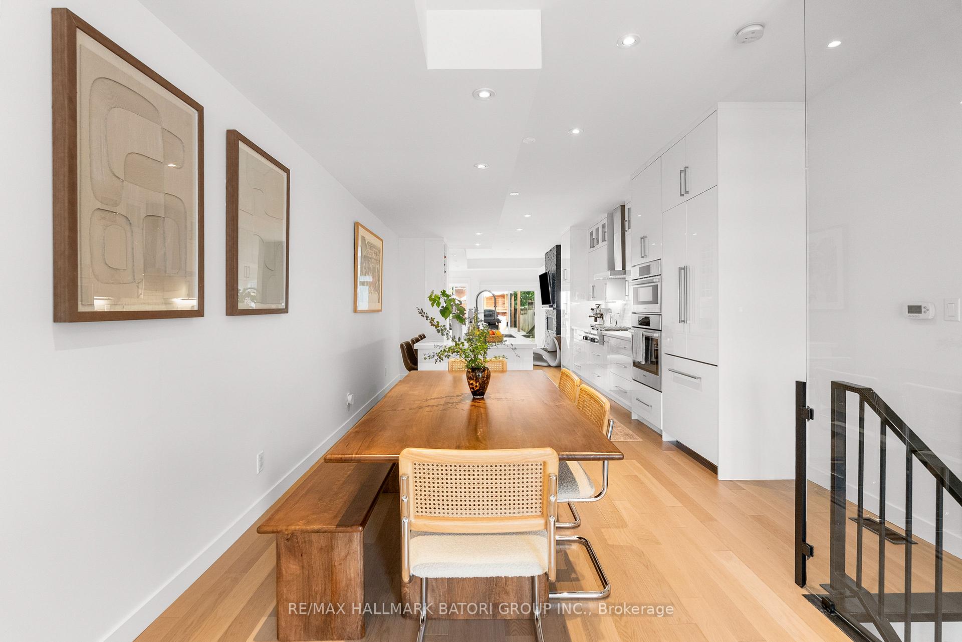 Photo 2 of 433 Ashdale Avenue, Toronto, Greenwood-Coxwell — HOMEH
