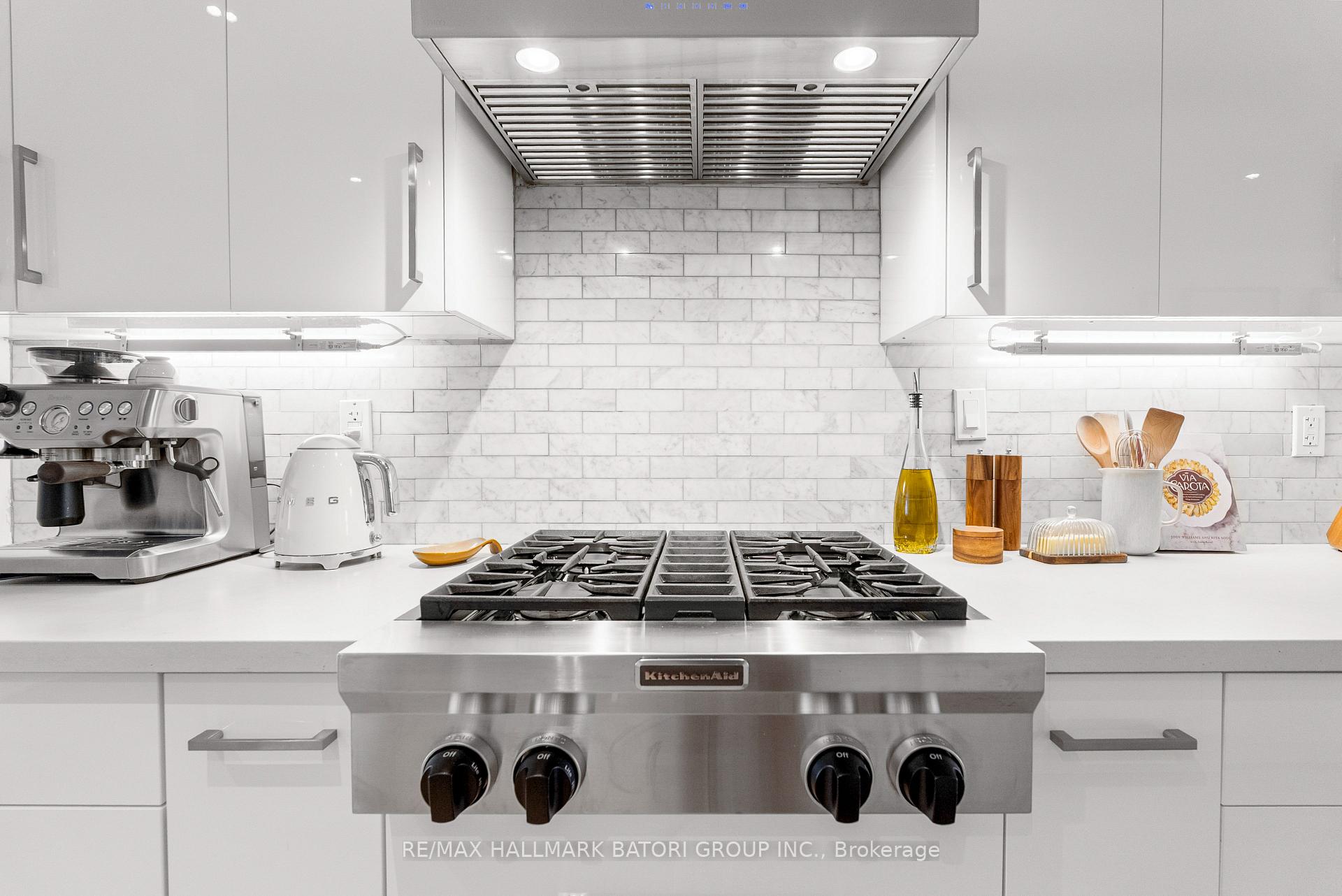 Photo 10 of 433 Ashdale Avenue, Toronto, Greenwood-Coxwell — HOMEH