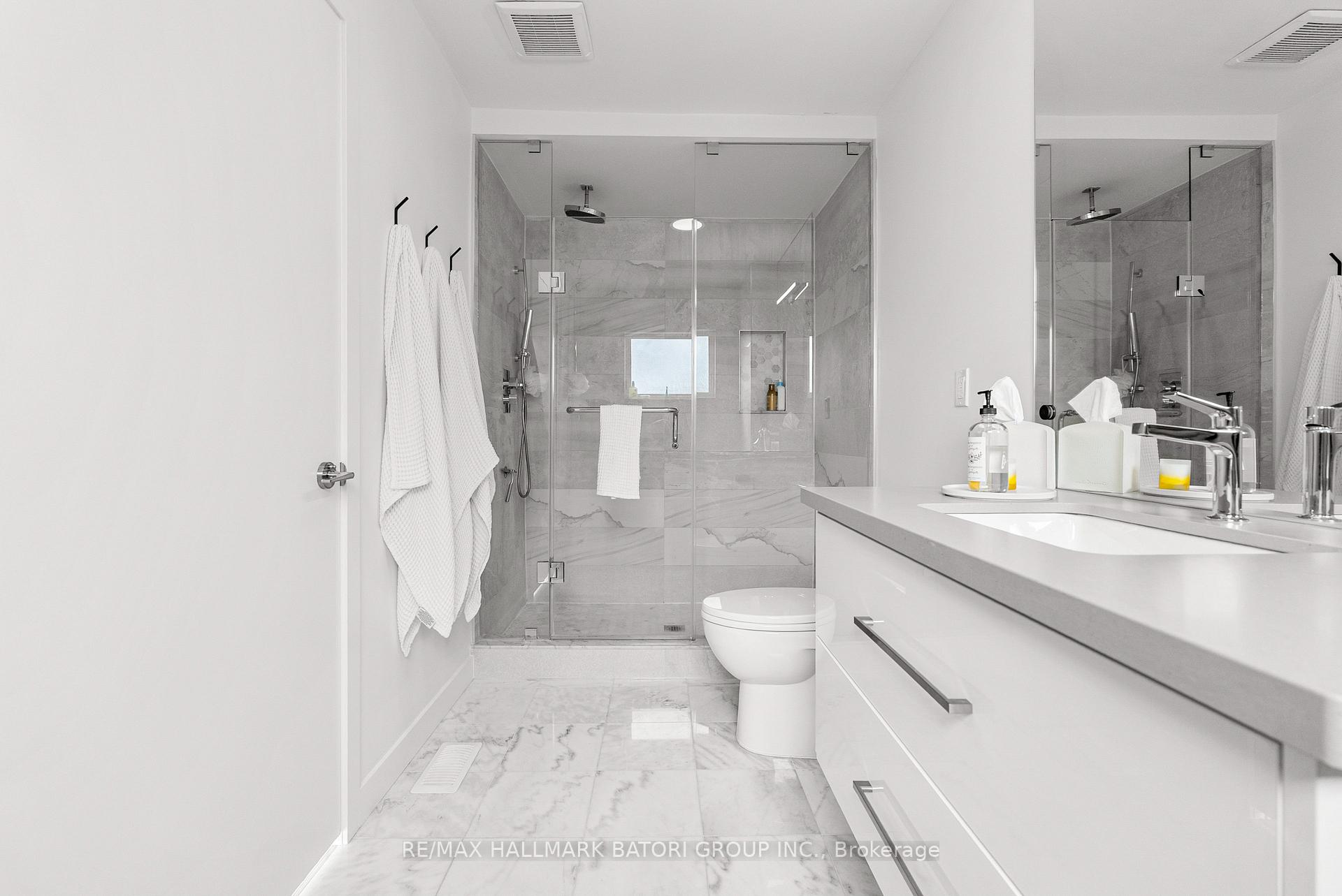 Photo 30 of 433 Ashdale Avenue, Toronto, Greenwood-Coxwell — HOMEH