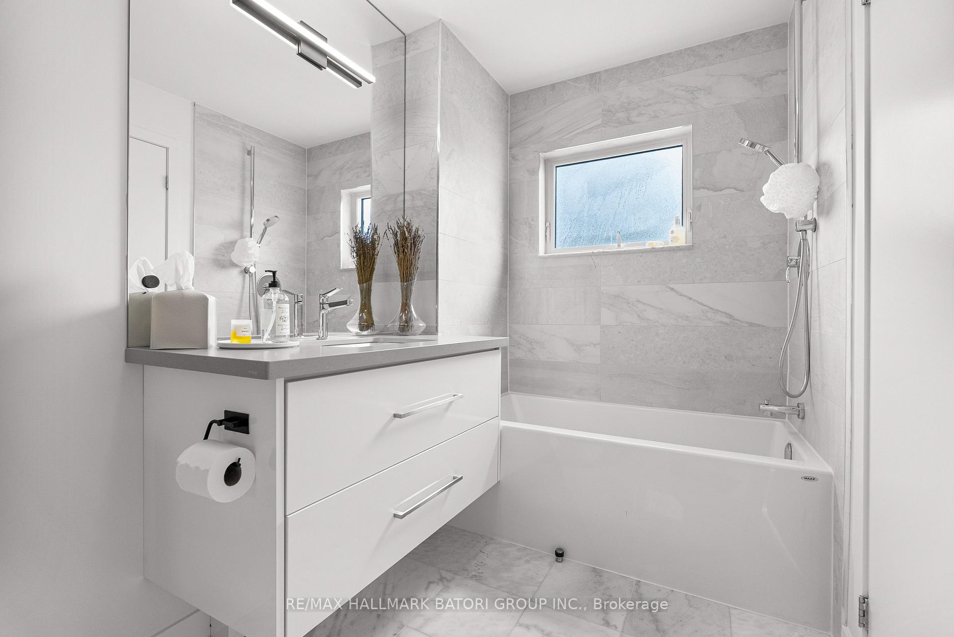 Photo 31 of 433 Ashdale Avenue, Toronto, Greenwood-Coxwell — HOMEH