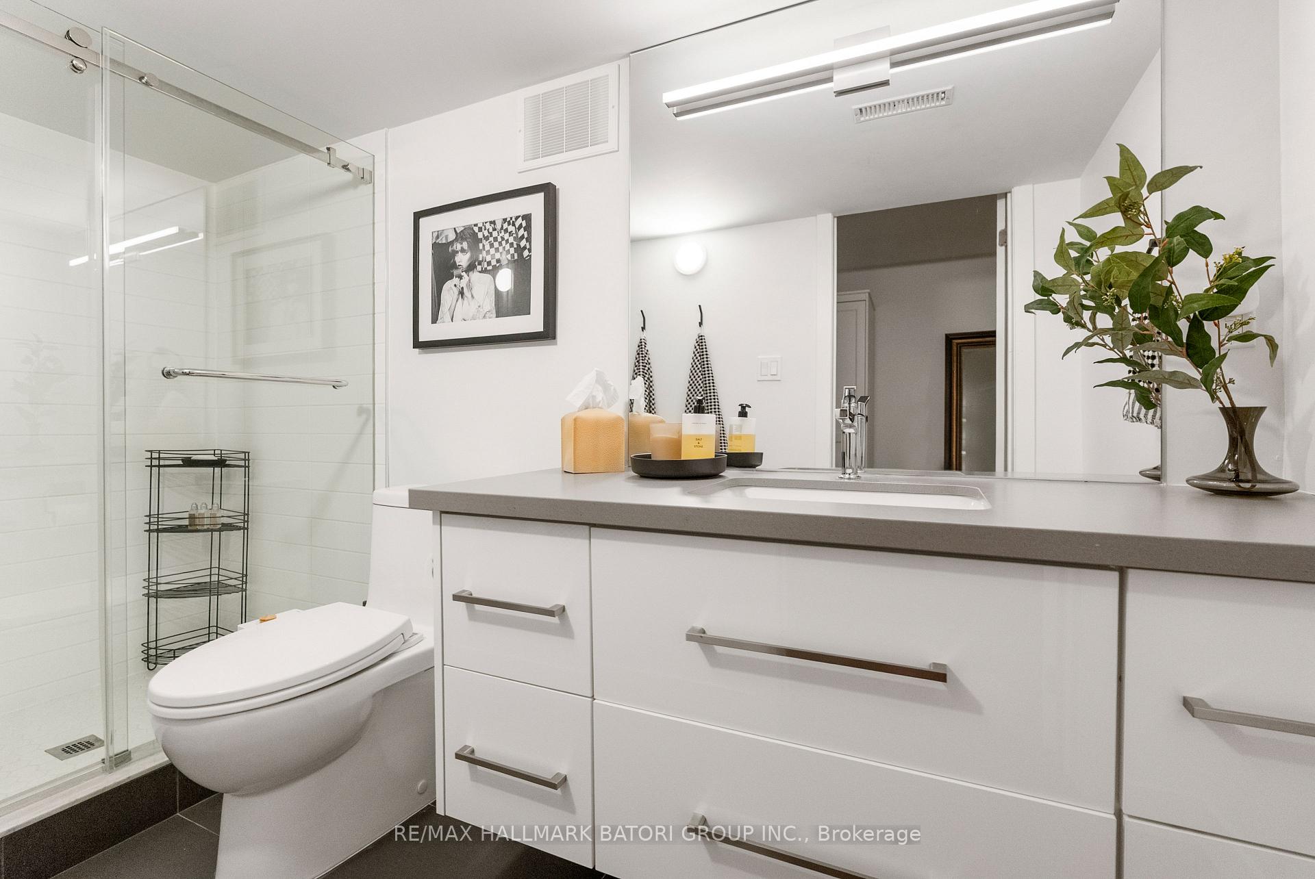Photo 36 of 433 Ashdale Avenue, Toronto, Greenwood-Coxwell — HOMEH