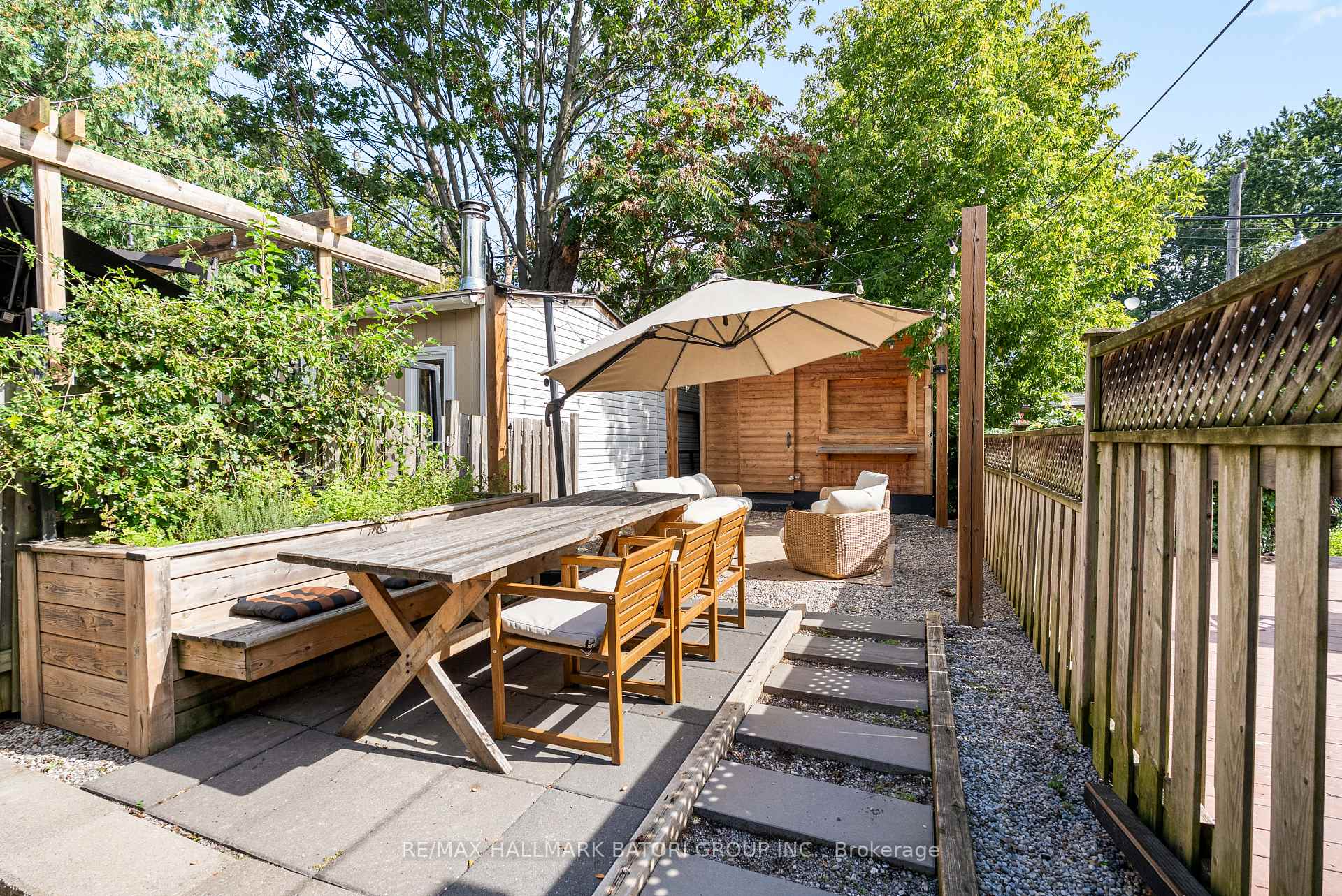 Photo 43 of 433 Ashdale Avenue, Toronto, Greenwood-Coxwell — HOMEH
