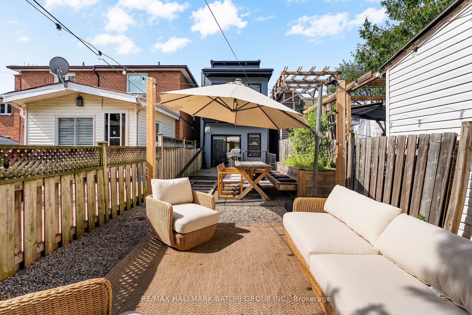 Photo 47 of 433 Ashdale Avenue, Toronto, Greenwood-Coxwell — HOMEH