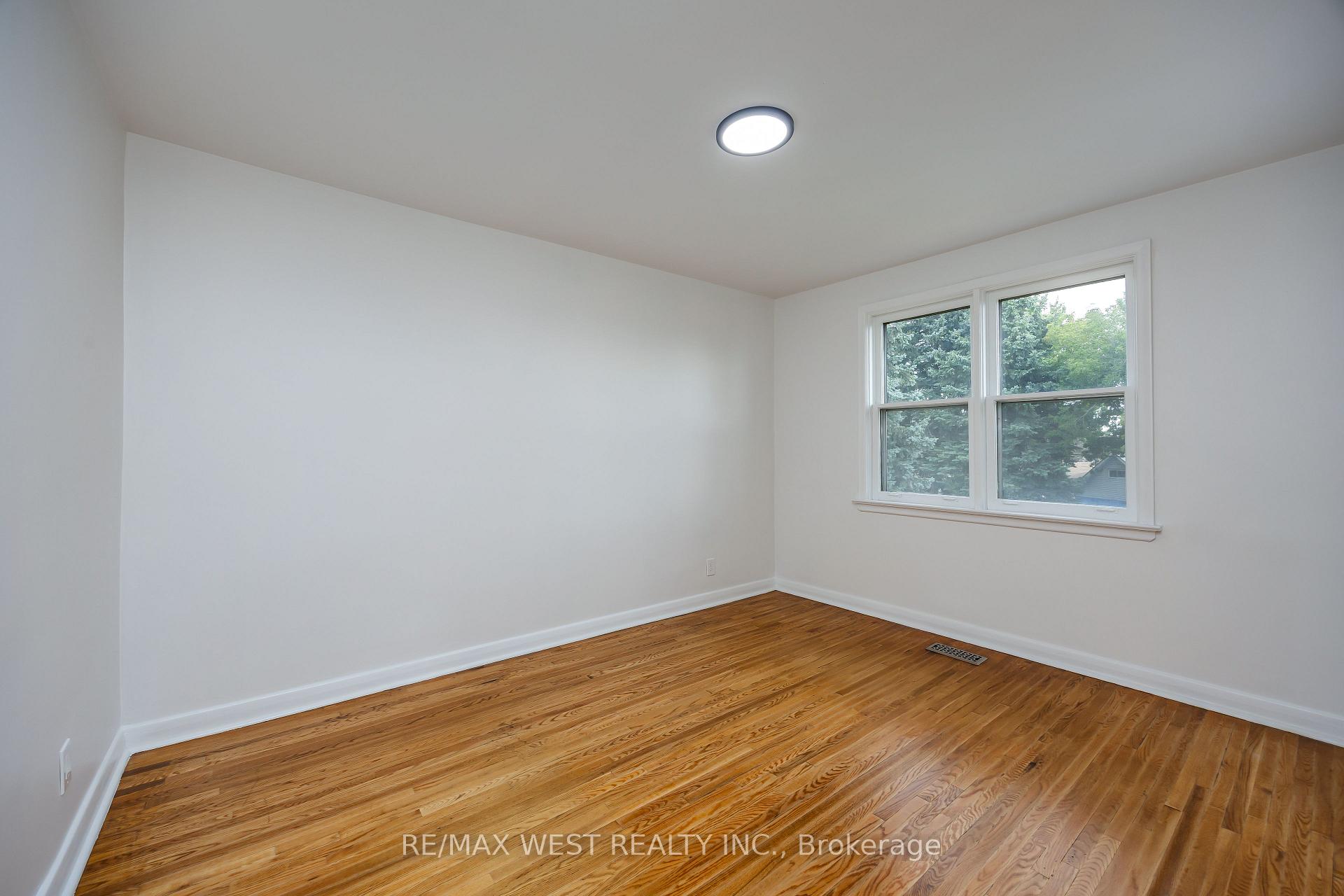 Photo 12 of 1331 Sharbot Street, Oshawa, Lakeview — HOMEH