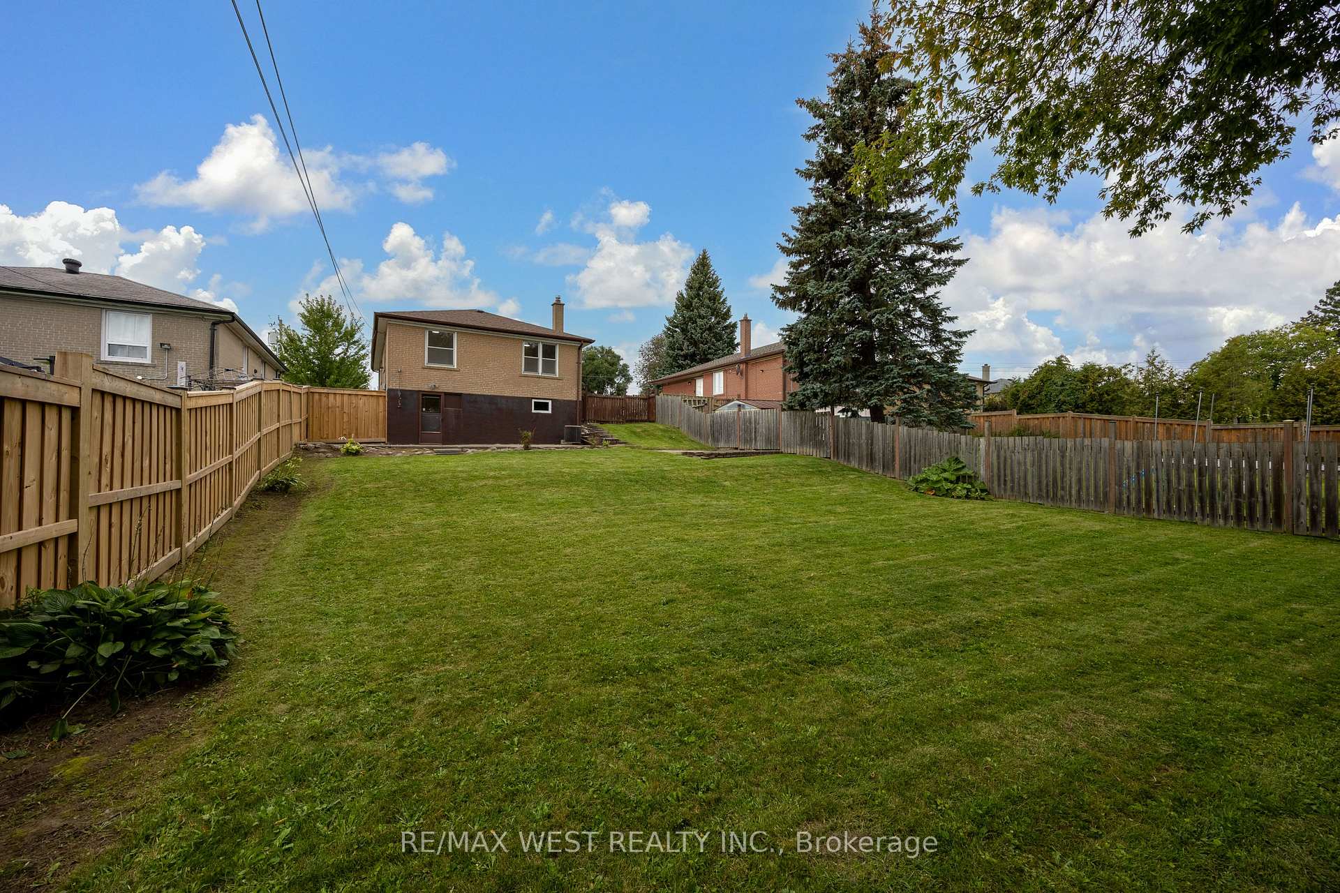 Photo 30 of 1331 Sharbot Street, Oshawa, Lakeview — HOMEH