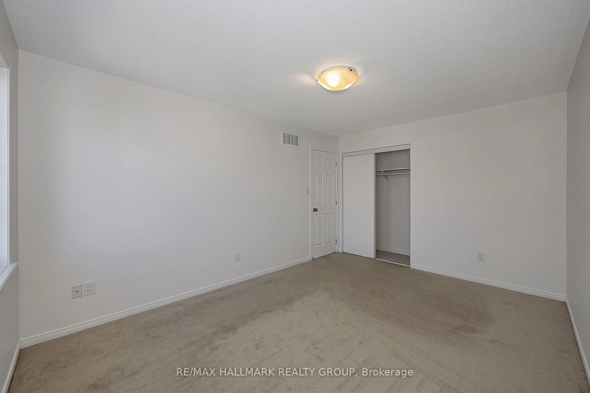 Photo 7 of 605 Pamplona Private, Ottawa, Barrhaven - Stonebridge — HOMEH