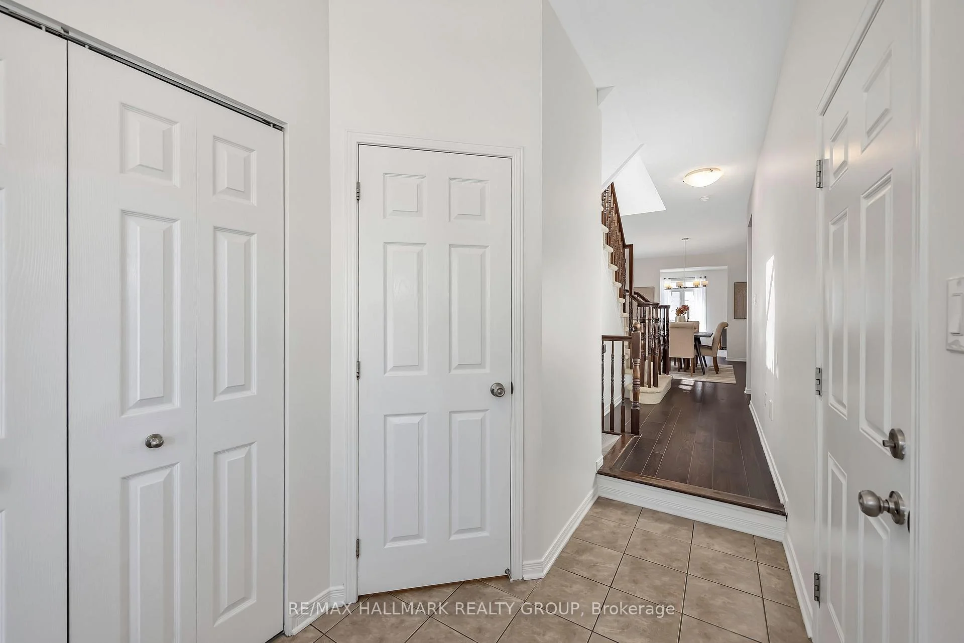 Photo 16 of 605 Pamplona Private, Ottawa, Barrhaven - Stonebridge — HOMEH
