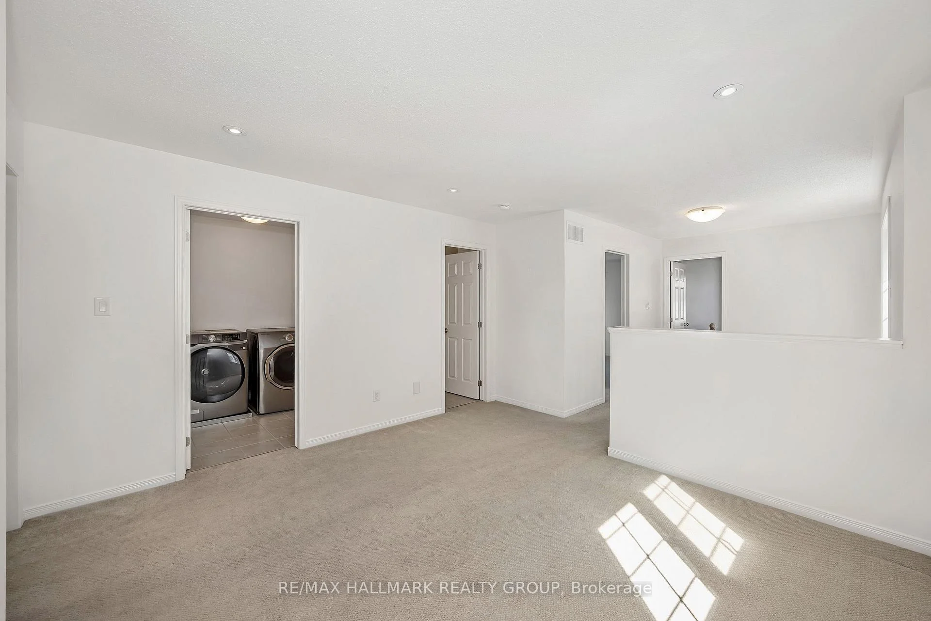 Photo 56 of 605 Pamplona Private, Ottawa, Barrhaven - Stonebridge — HOMEH