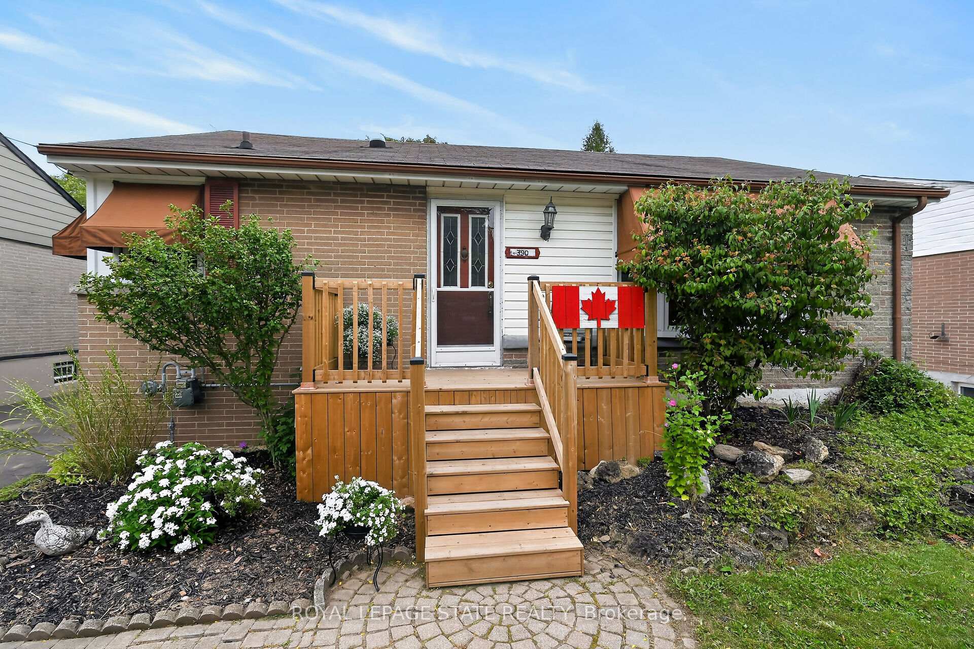 Photo 2 of 390 East 37th Street, Hamilton, Macassa — HOMEH