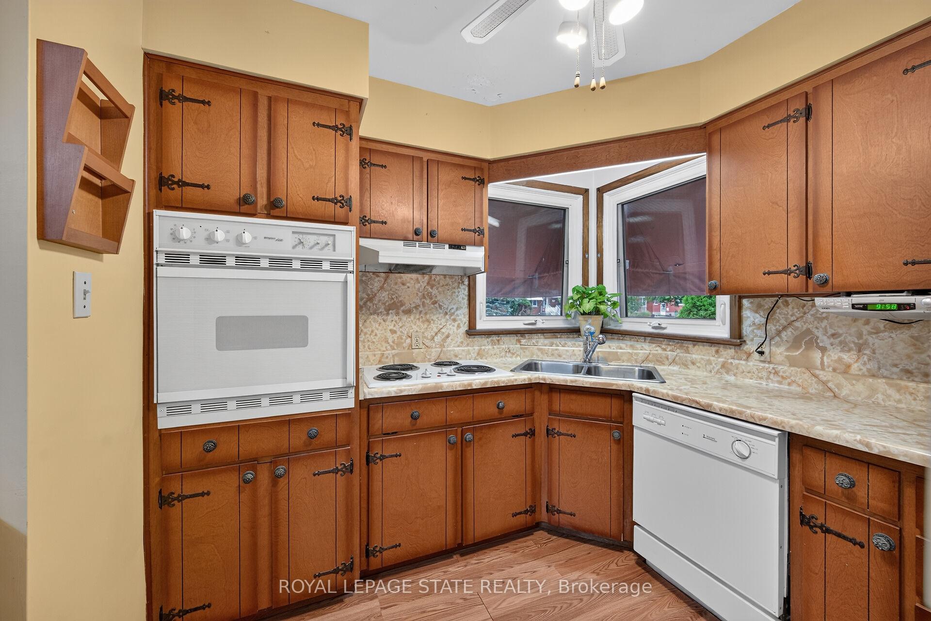 Photo 22 of 390 East 37th Street, Hamilton, Macassa — HOMEH