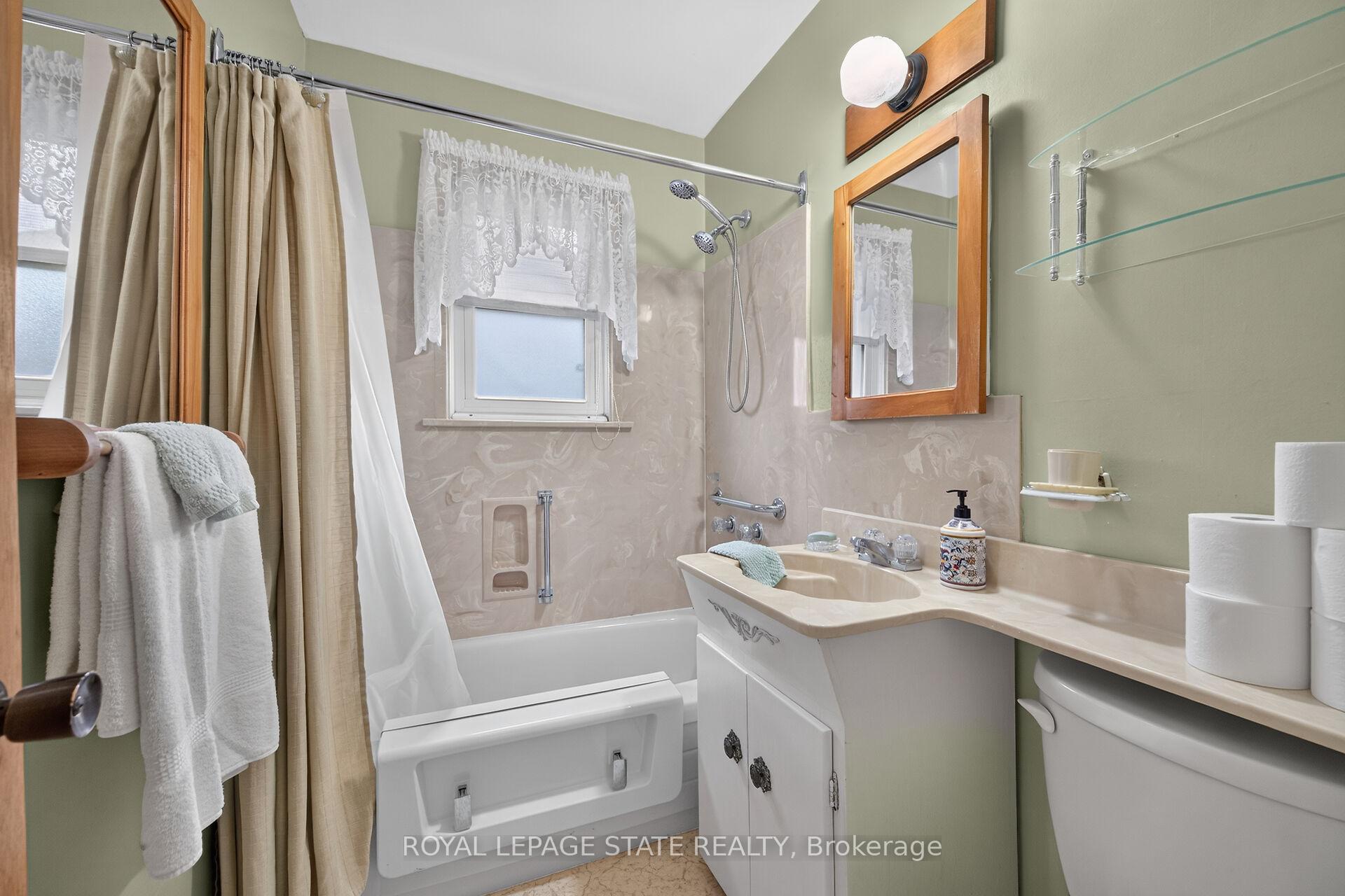 Photo 30 of 390 East 37th Street, Hamilton, Macassa — HOMEH