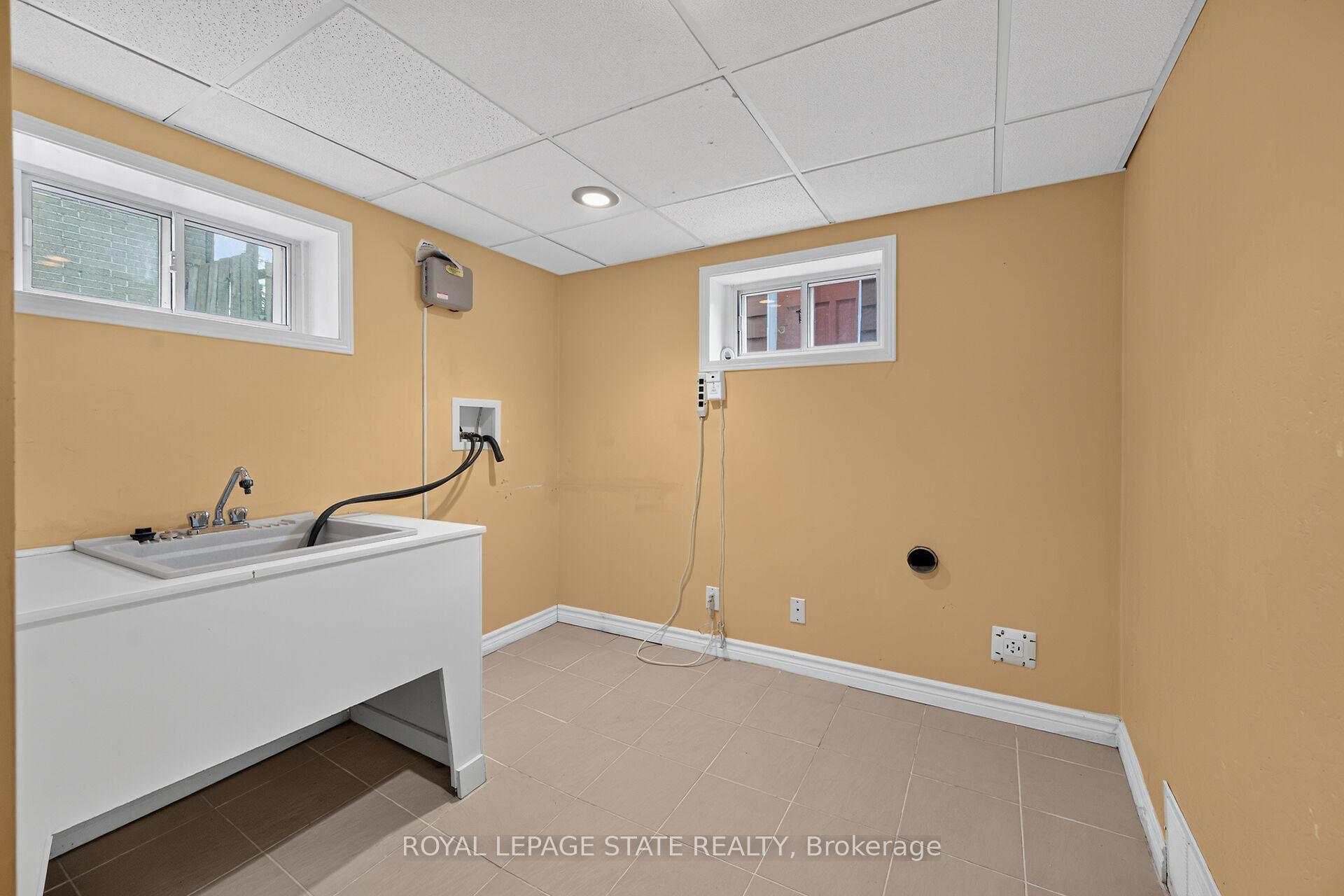 Photo 35 of 390 East 37th Street, Hamilton, Macassa — HOMEH