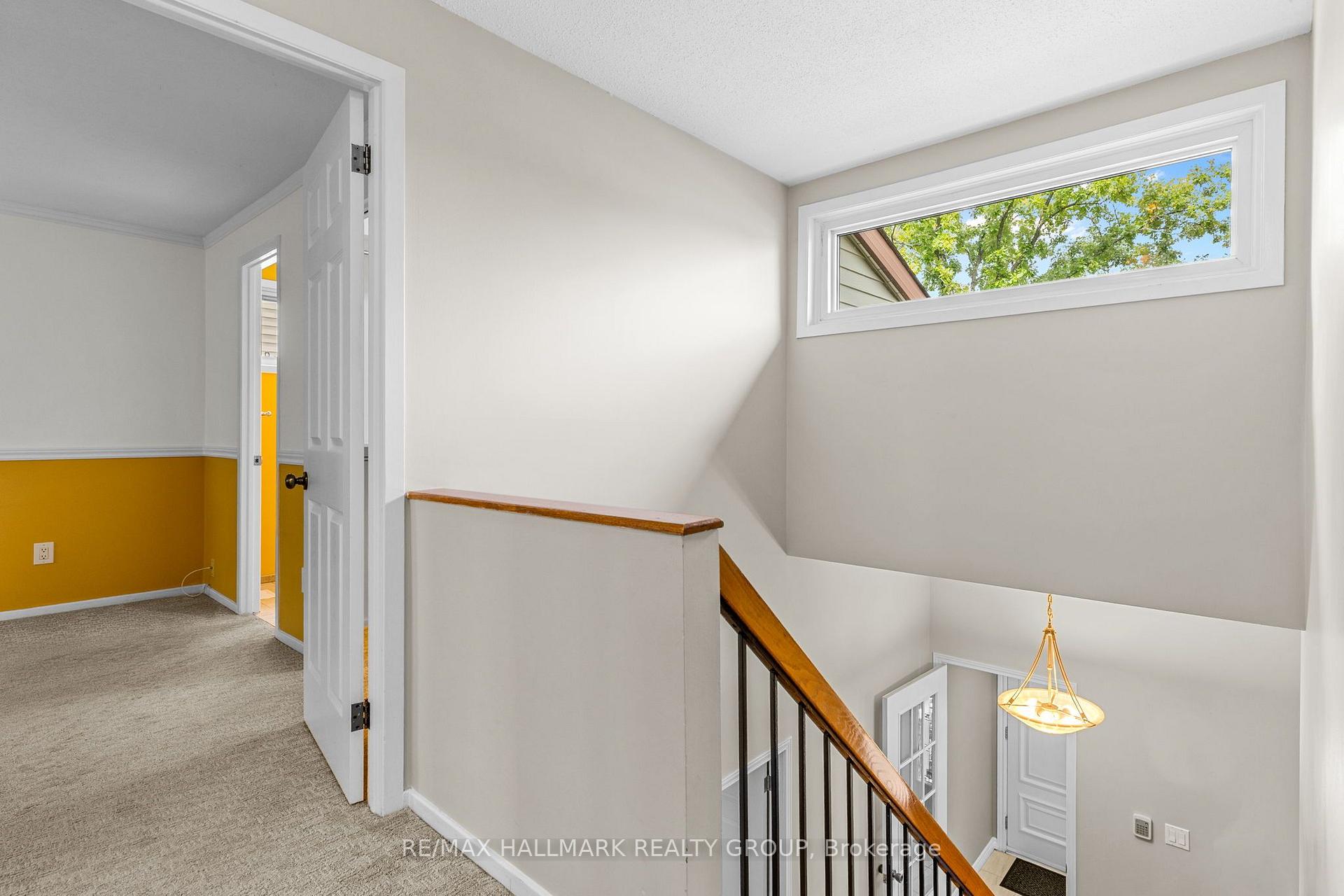 Photo 17 of 890 Beauclaire Drive, Ottawa, Orleans Wood — HOMEH