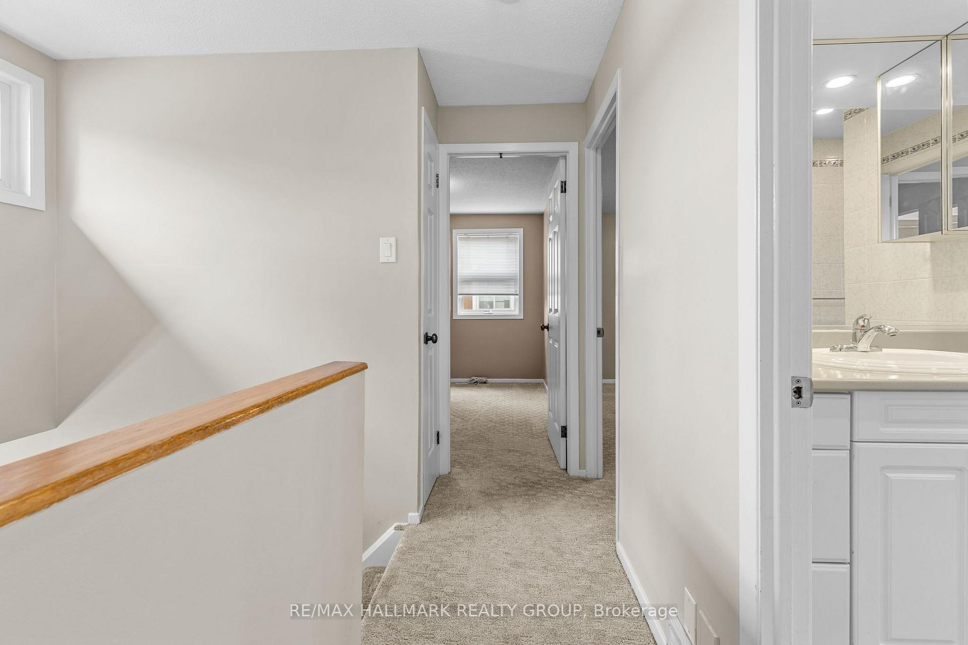 Photo 23 of 890 Beauclaire Drive, Ottawa, Orleans Wood — HOMEH