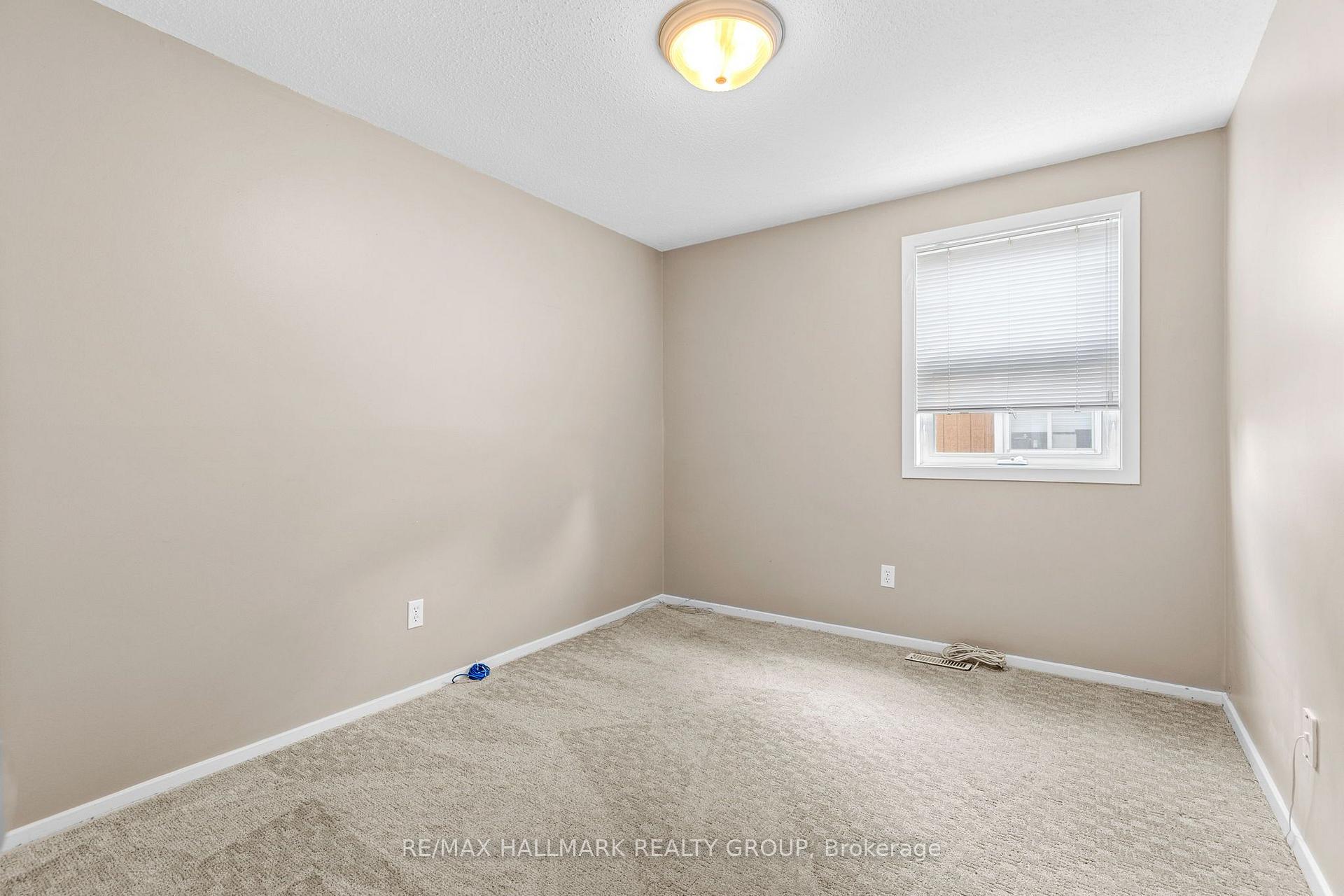 Photo 26 of 890 Beauclaire Drive, Ottawa, Orleans Wood — HOMEH