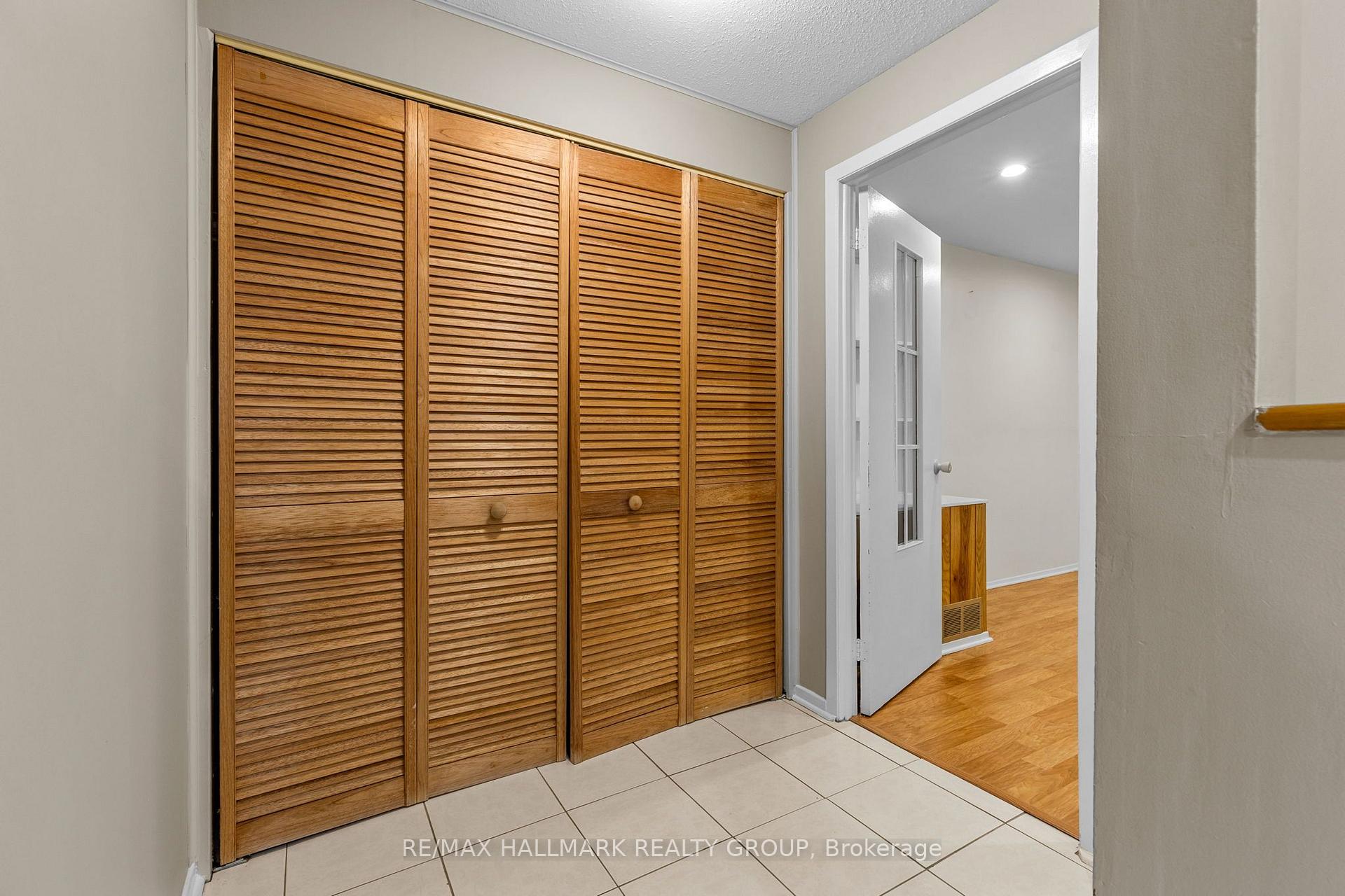 Photo 29 of 890 Beauclaire Drive, Ottawa, Orleans Wood — HOMEH