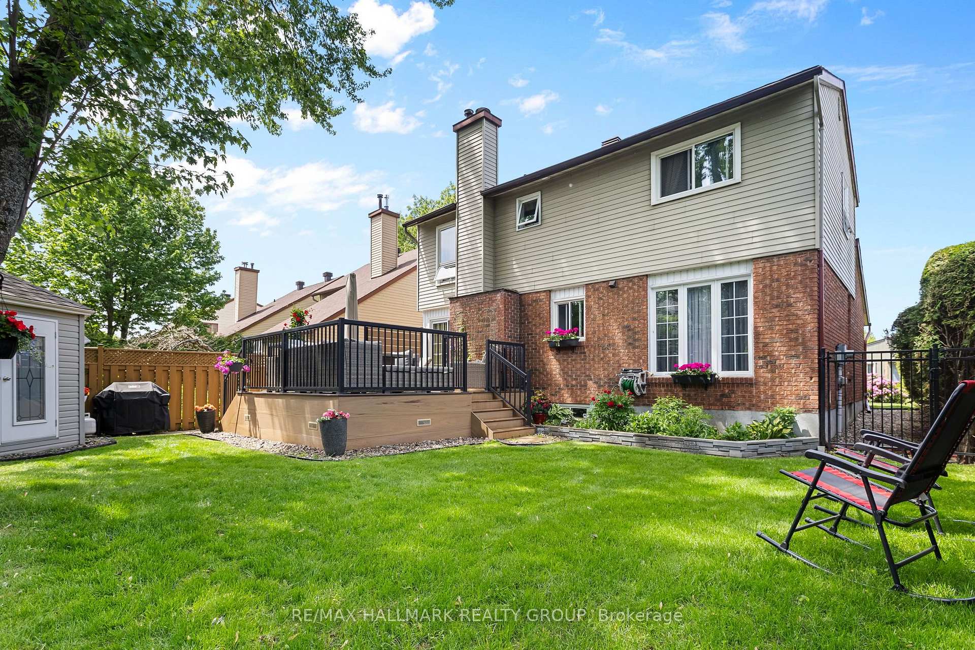 Photo 33 of 890 Beauclaire Drive, Ottawa, Orleans Wood — HOMEH
