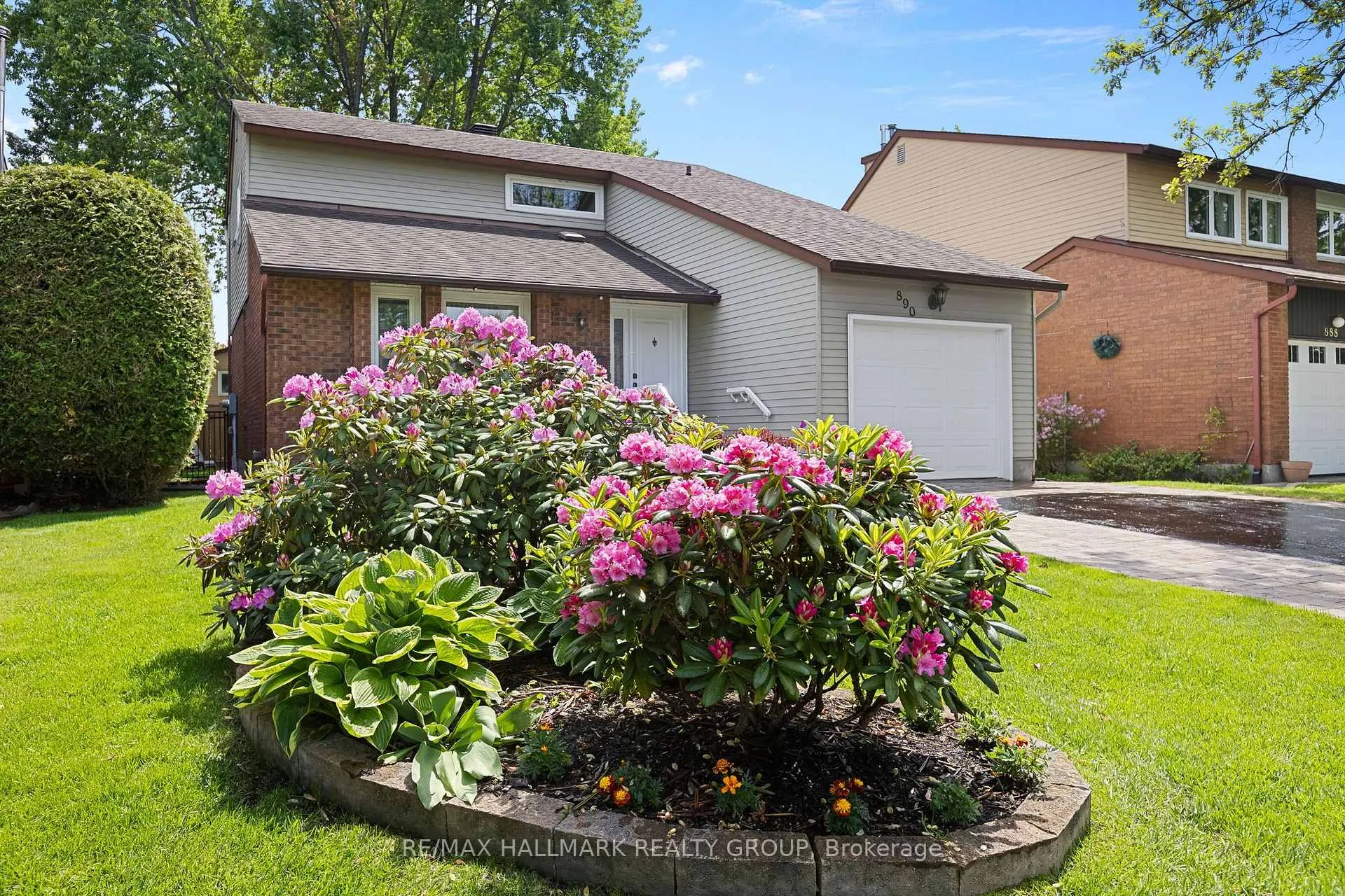 Photo 6 of 890 Beauclaire Drive, Ottawa, Orleans Wood — HOMEH