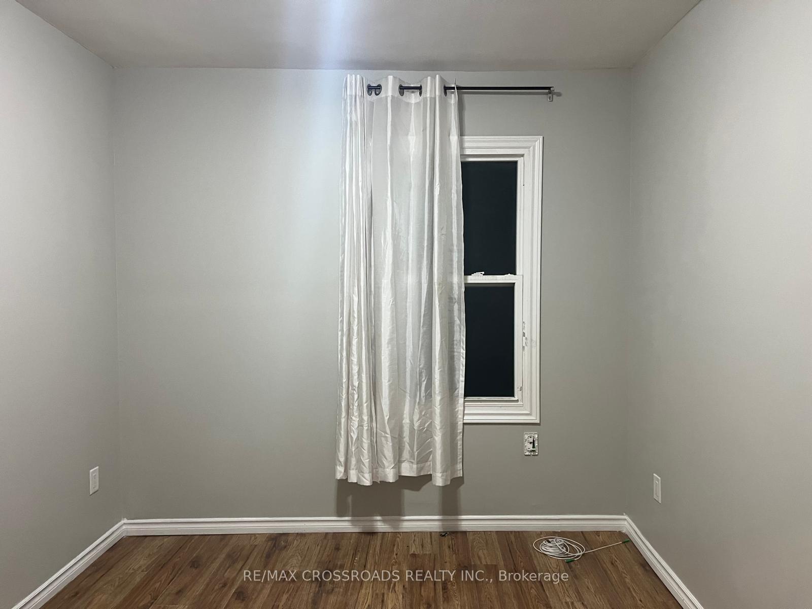 Photo 8 of 220 Mcnaughton Avenue, Oshawa, Central — HOMEH