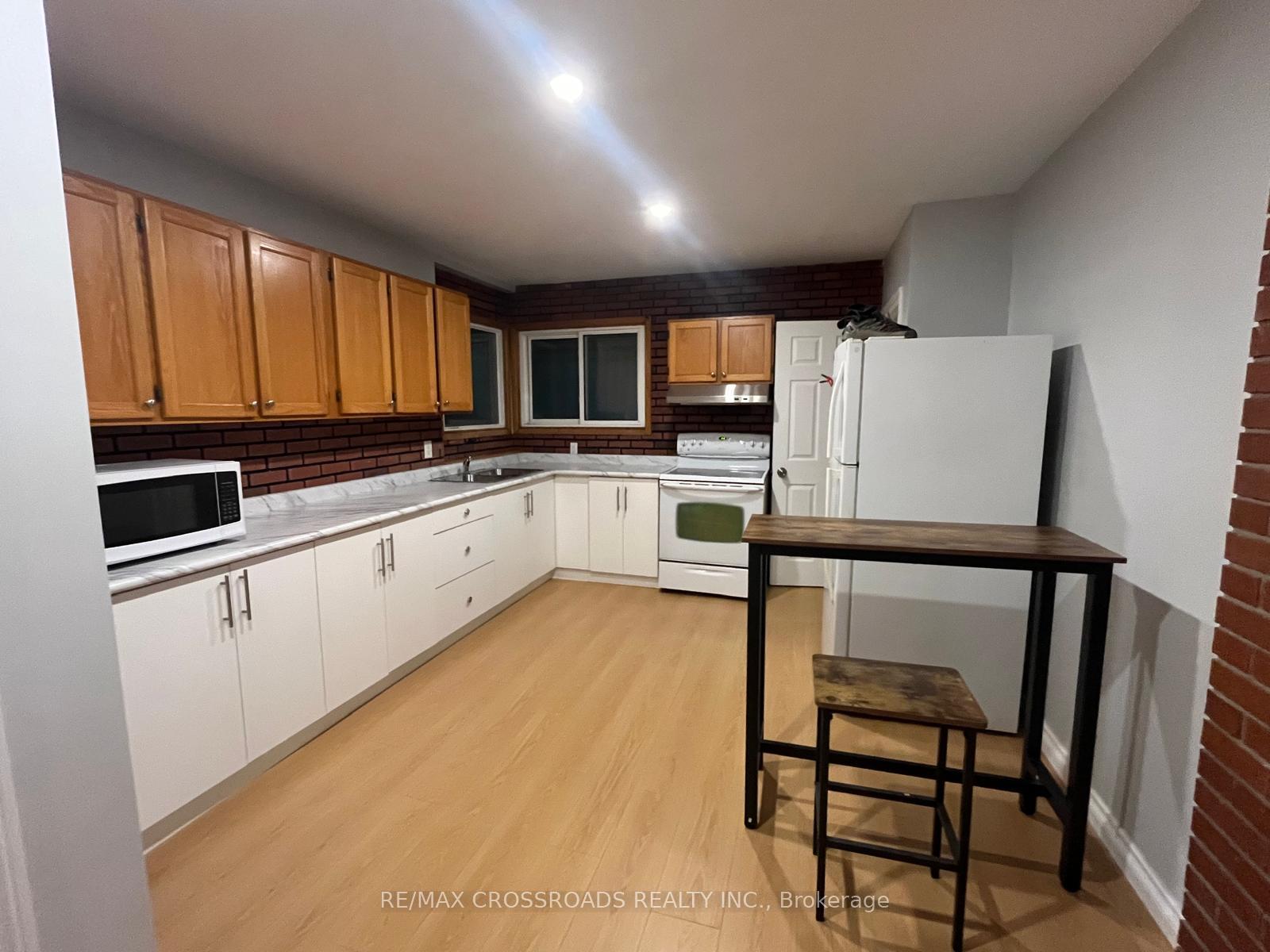 Photo 13 of 220 Mcnaughton Avenue, Oshawa, Central — HOMEH