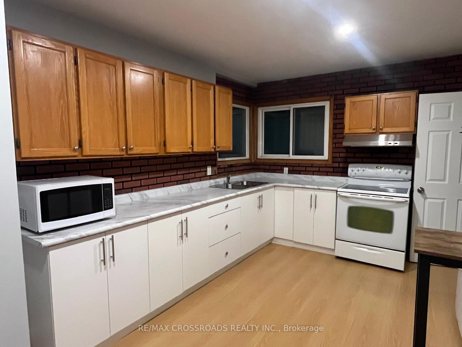 Photo 14 of 220 Mcnaughton Avenue, Oshawa, Central — HOMEH
