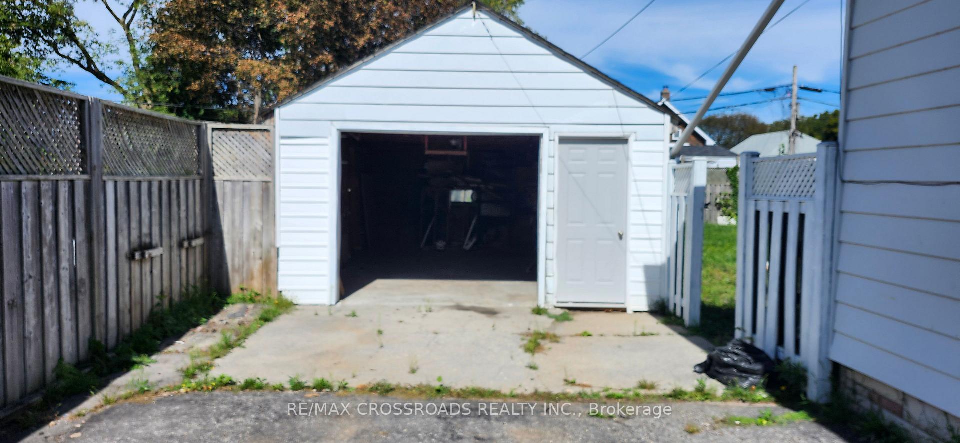 Photo 29 of 220 Mcnaughton Avenue, Oshawa, Central — HOMEH