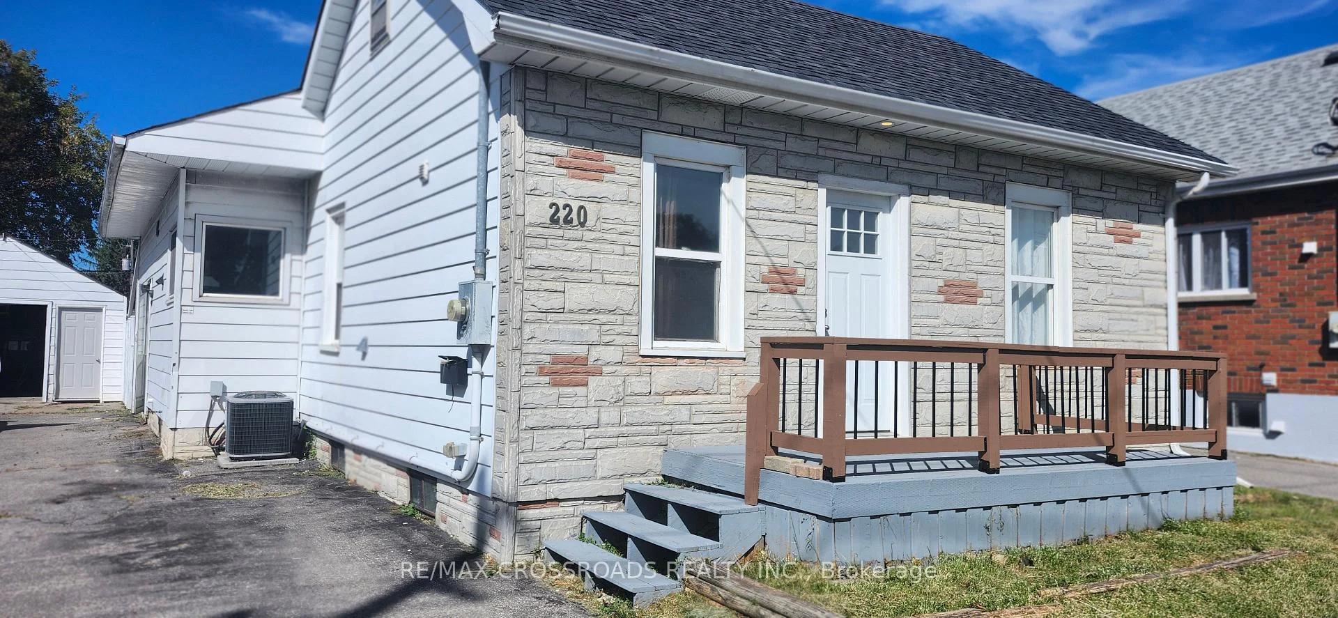 Photo 4 of 220 Mcnaughton Avenue, Oshawa, Central — HOMEH