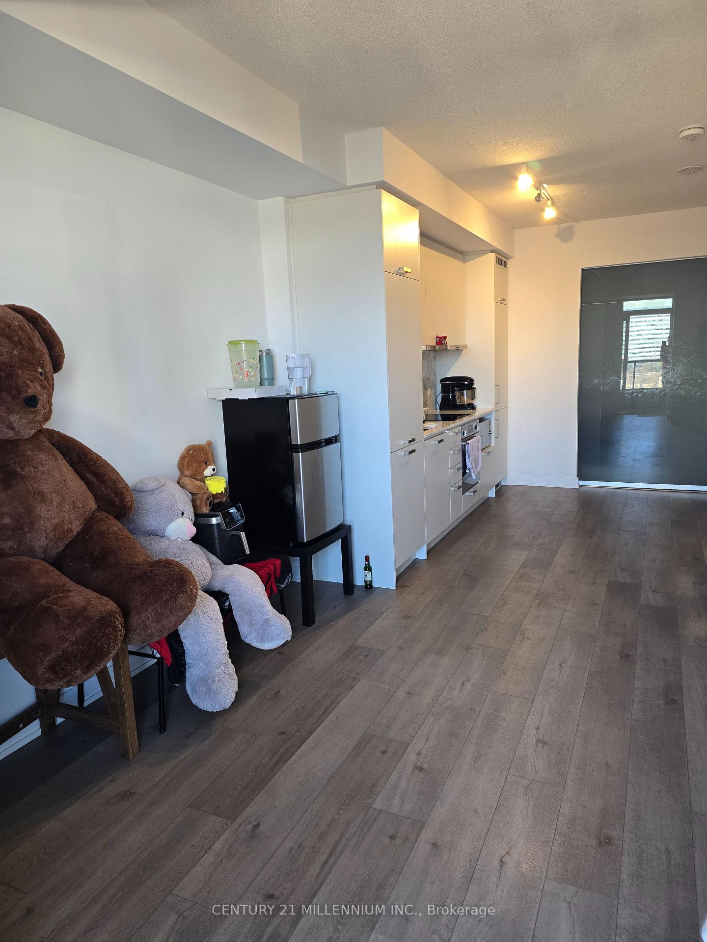 Photo 12 of Unit 1019, 38 Honeycrisp Crescent, Vaughan, Concord — HOMEH