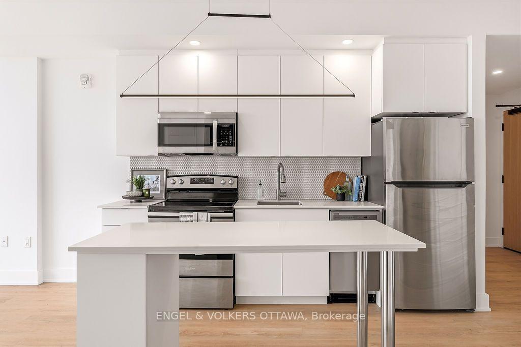Photo of Unit 1206, 929 Richmond Road