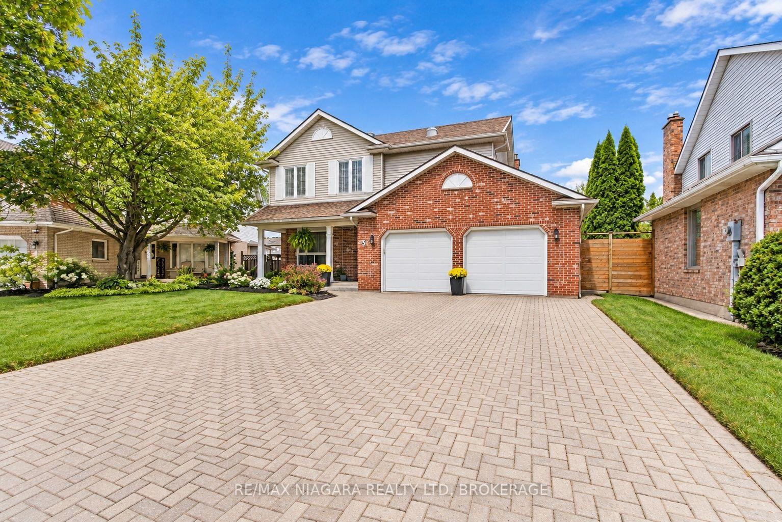 Photo 1 of 5 Thorn Place, St. Catharines, Grapeview — HOMEH