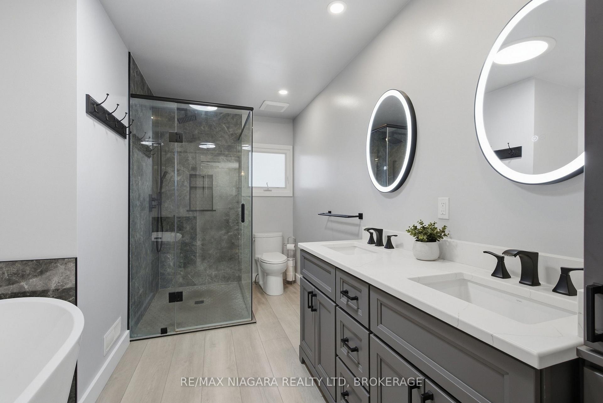 Photo 21 of 5 Thorn Place, St. Catharines, Grapeview — HOMEH