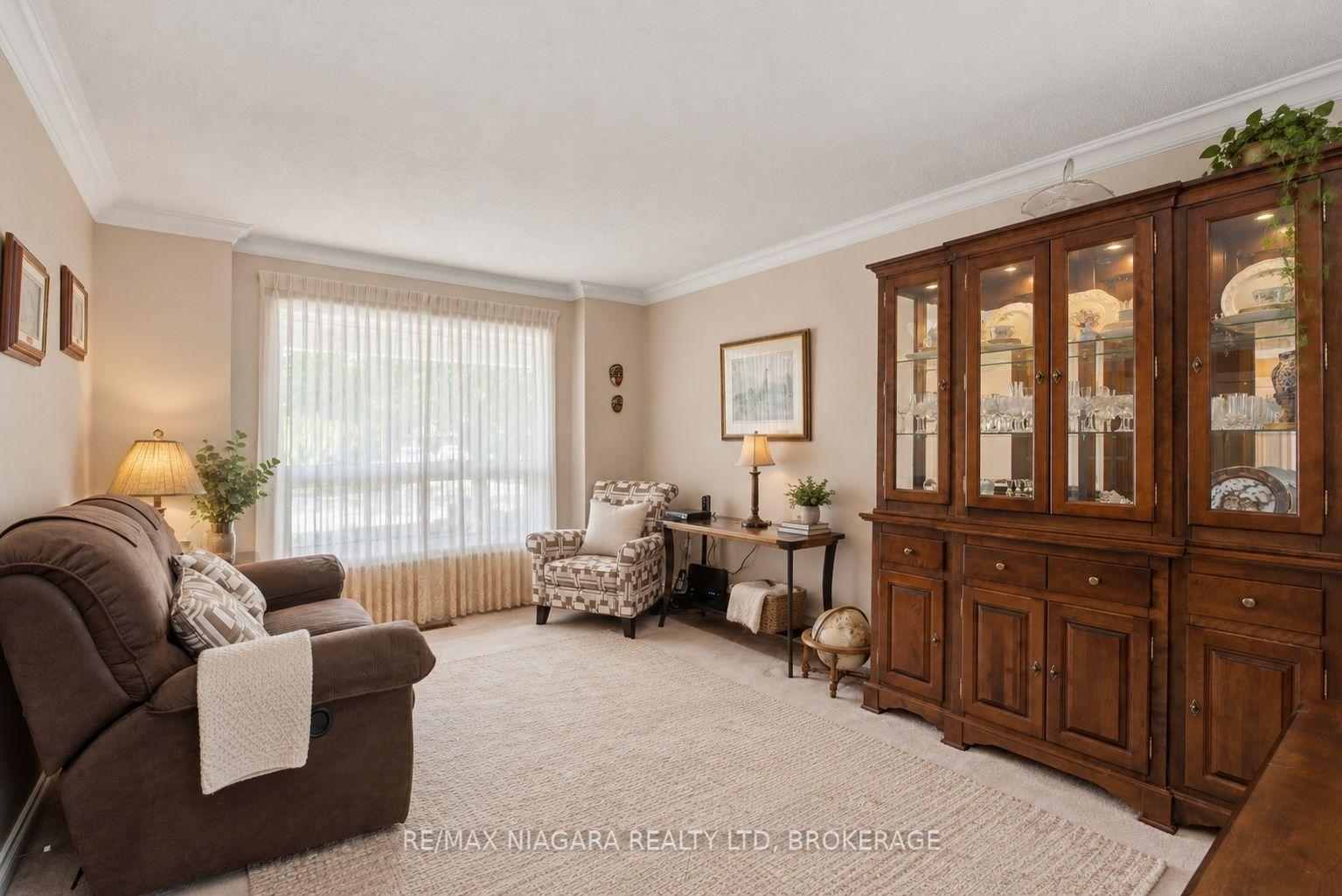 Photo 35 of 5 Thorn Place, St. Catharines, Grapeview — HOMEH