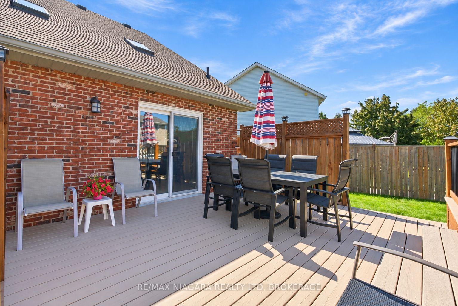 Photo 40 of 5 Thorn Place, St. Catharines, Grapeview — HOMEH