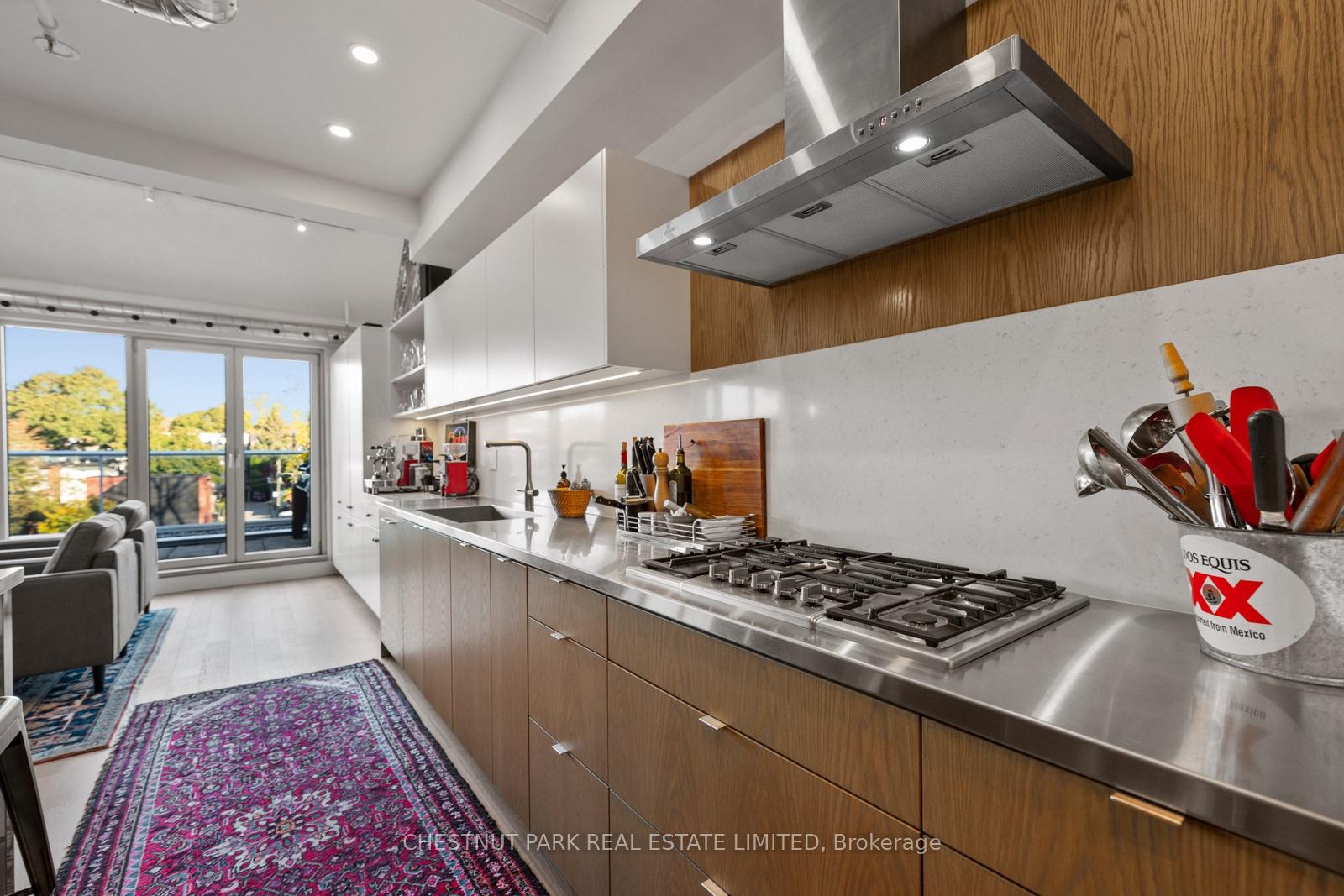 Photo 8 of Unit 304, 1852 Queen Street E, Toronto, The Beaches — HOMEH