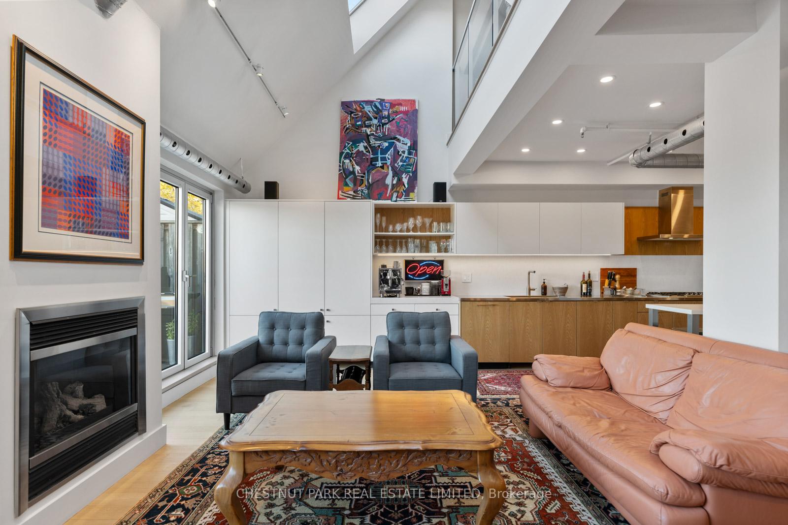 Photo 11 of Unit 304, 1852 Queen Street E, Toronto, The Beaches — HOMEH