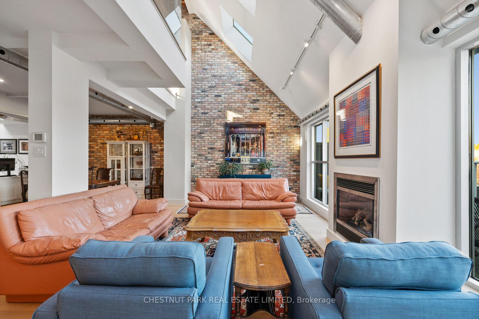 Photo 16 of Unit 304, 1852 Queen Street E, Toronto, The Beaches — HOMEH