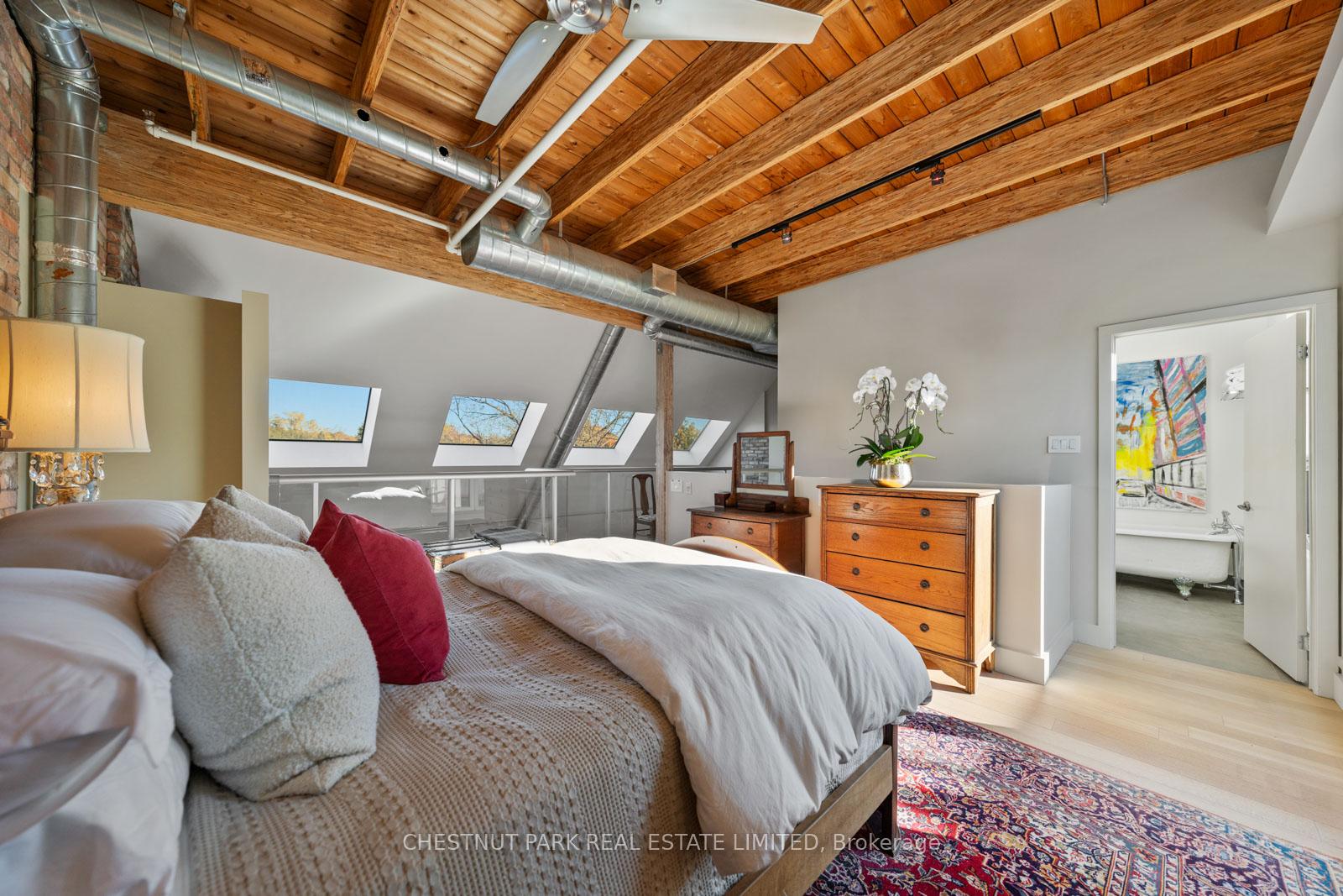 Photo 35 of Unit 304, 1852 Queen Street E, Toronto, The Beaches — HOMEH
