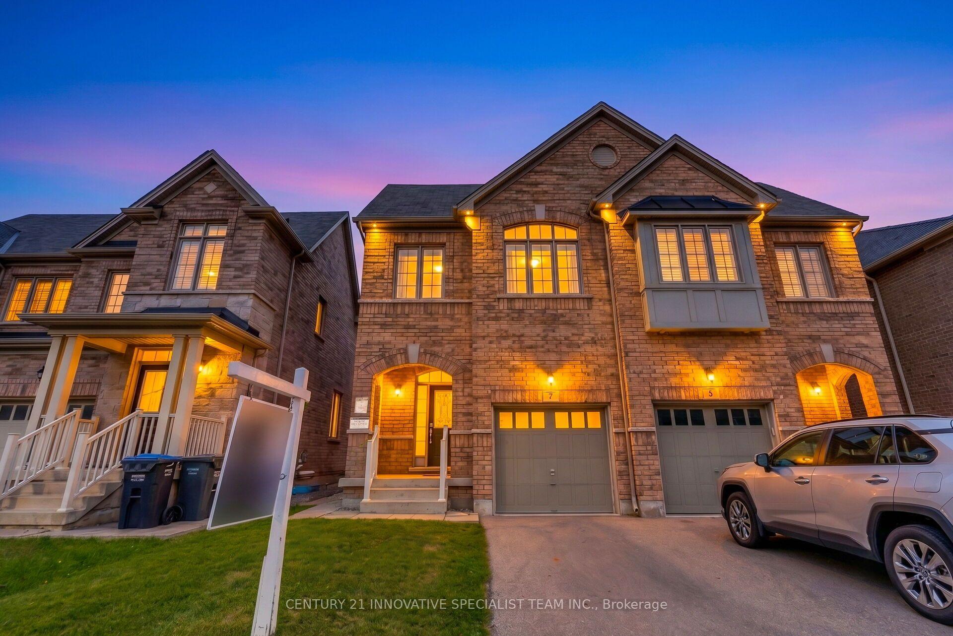 Photo 1 of 7 Gruenwald Gate, Brampton, Bram West — HOMEH