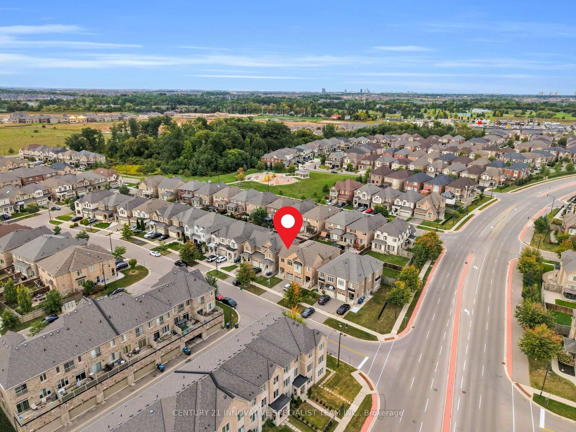 Photo 4 of 7 Gruenwald Gate, Brampton, Bram West — HOMEH