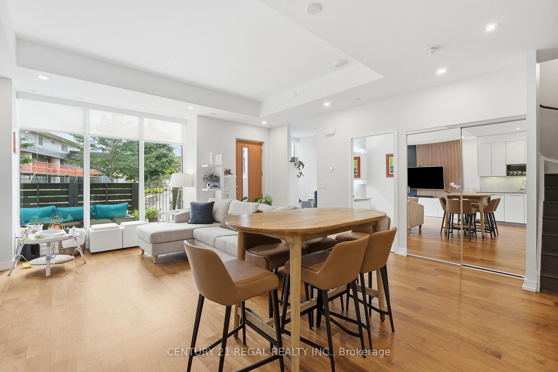 Photo 19 of Unit Th07, 113 Mcmahon Drive, North York, Bayview Village — HOMEH