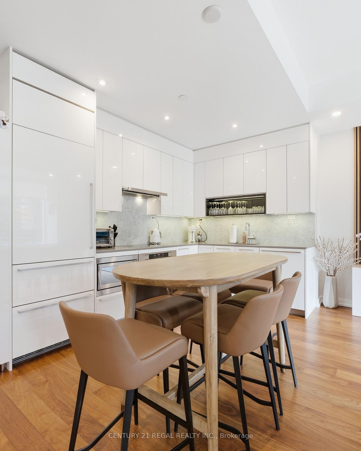 Photo 20 of Unit Th07, 113 Mcmahon Drive, North York, Bayview Village — HOMEH