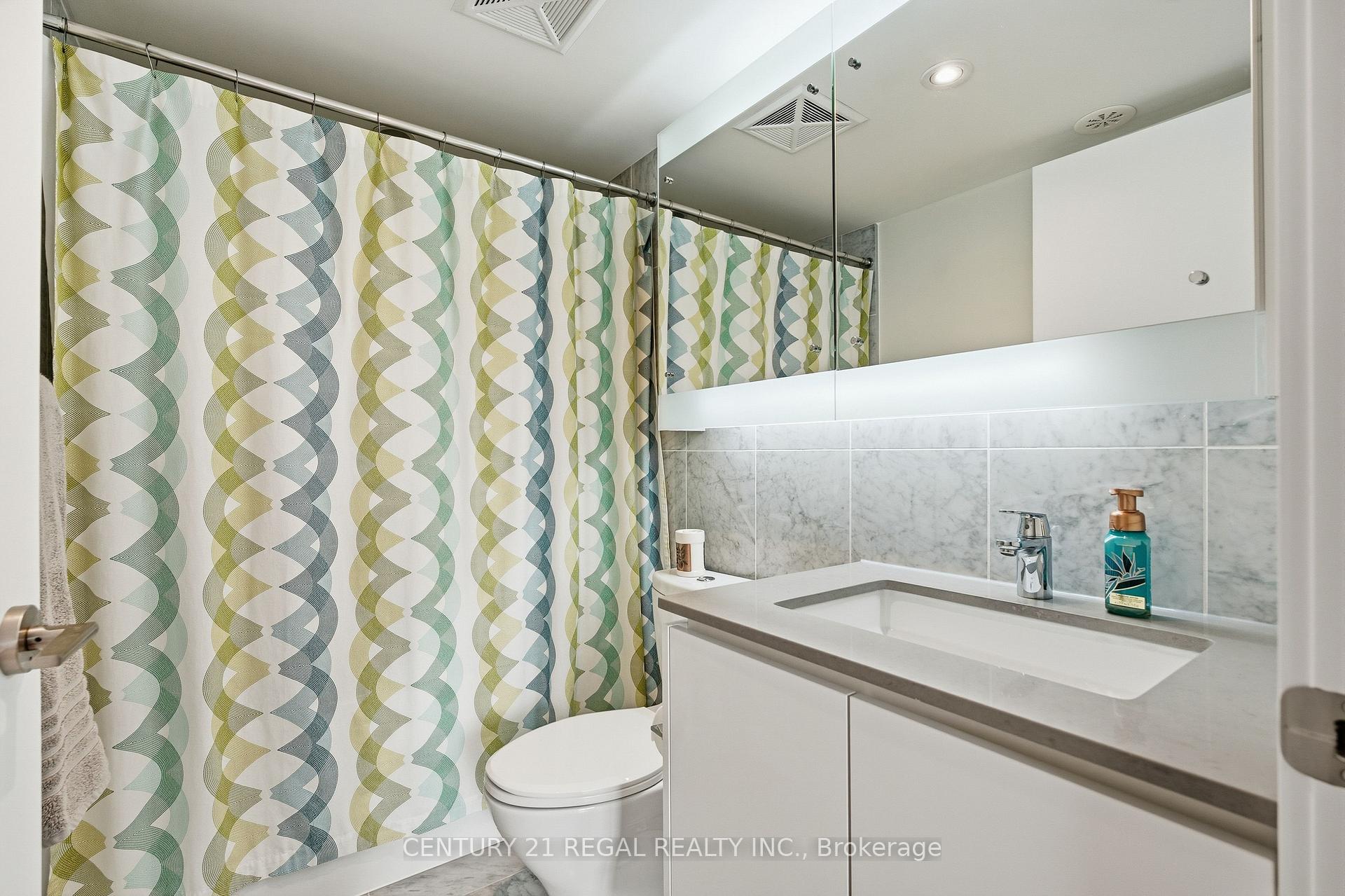 Photo 33 of Unit Th07, 113 Mcmahon Drive, North York, Bayview Village — HOMEH