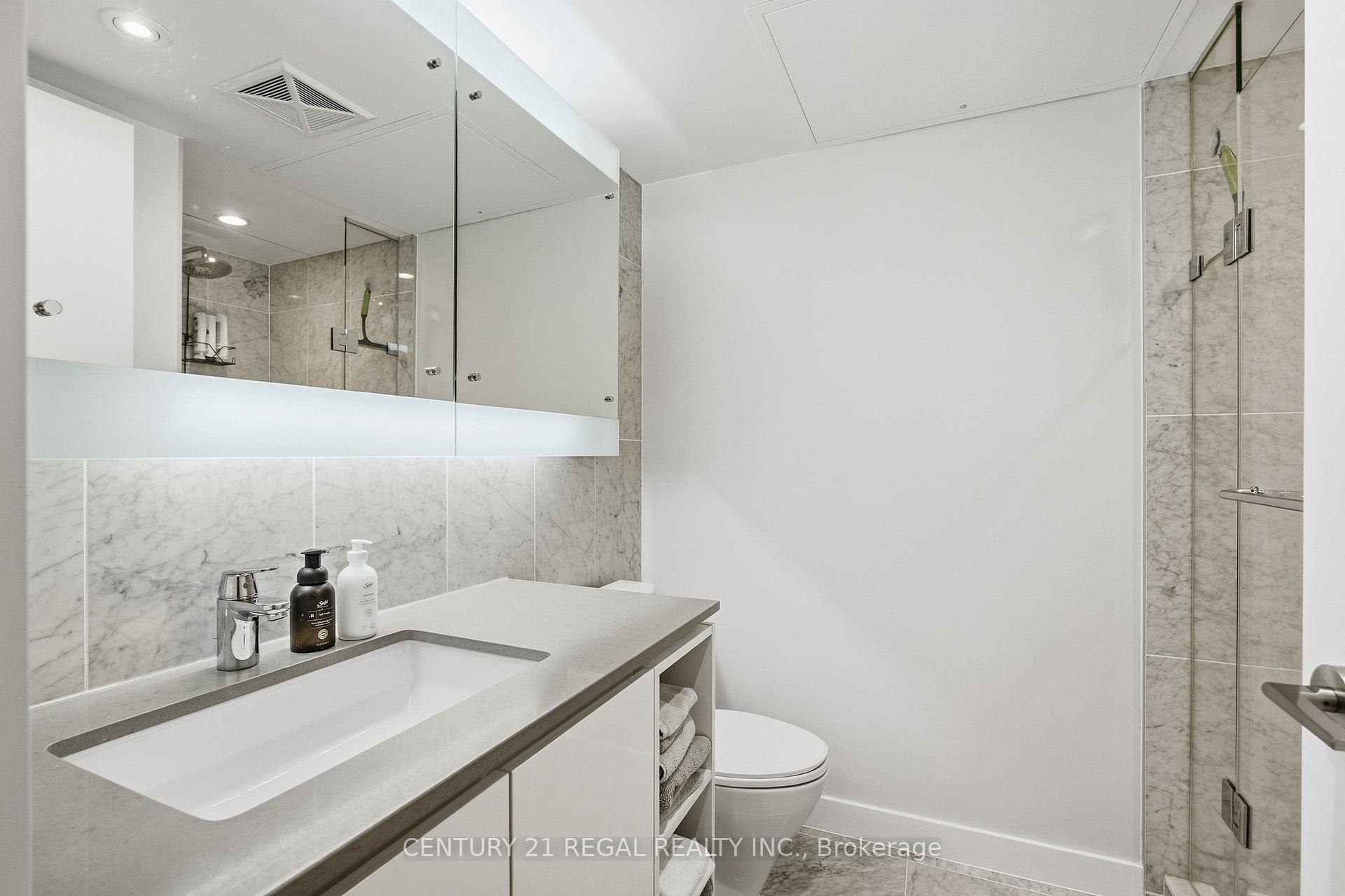 Photo 38 of Unit Th07, 113 Mcmahon Drive, North York, Bayview Village — HOMEH