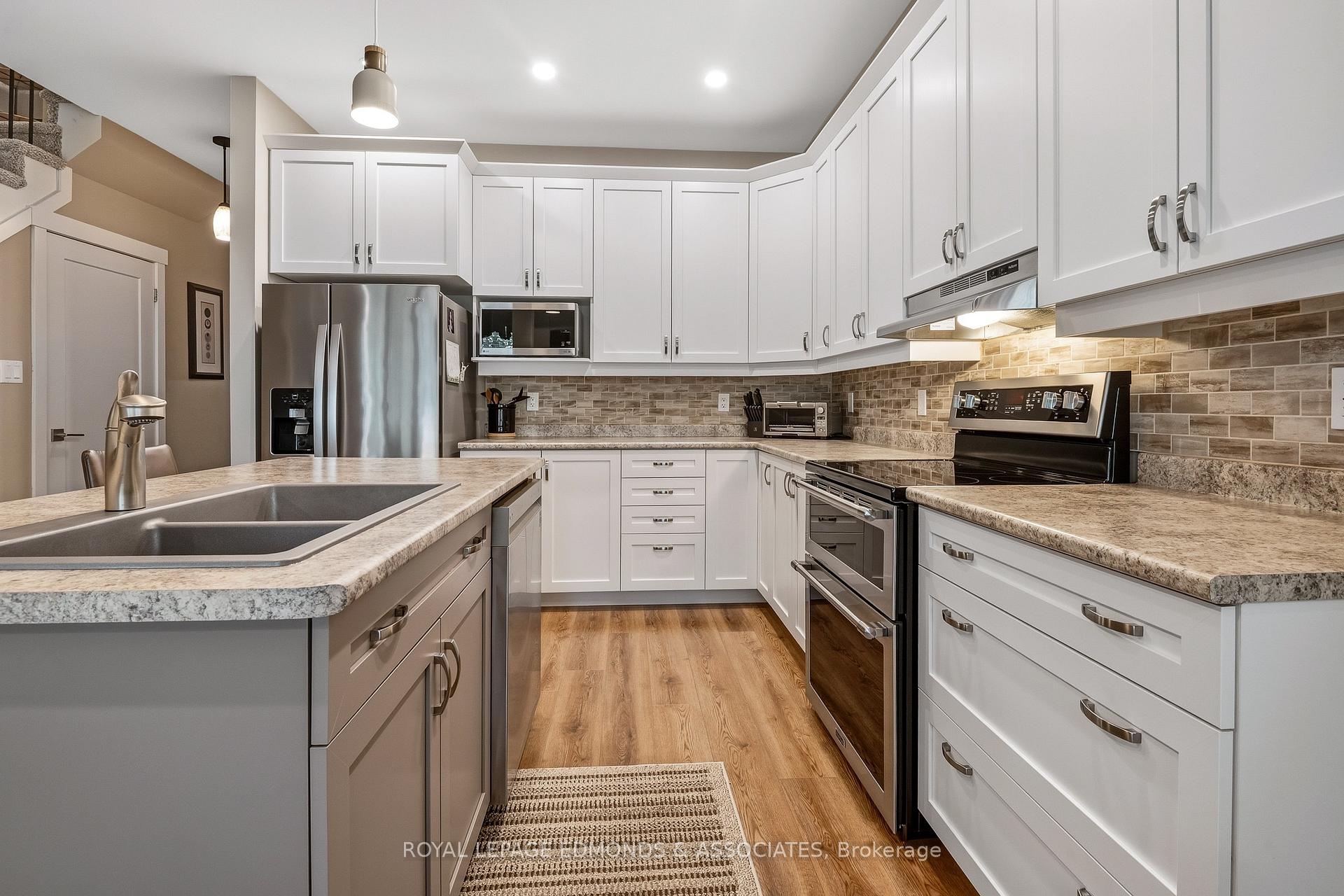 Photo 14 of 359 Nelson Street, Pembroke, Pembroke — HOMEH