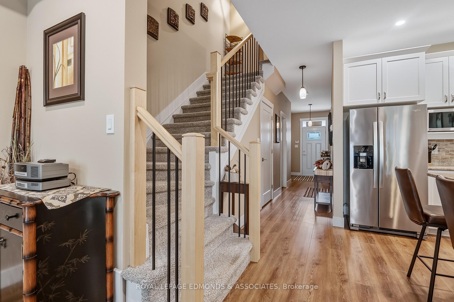 Photo 16 of 359 Nelson Street, Pembroke, Pembroke — HOMEH