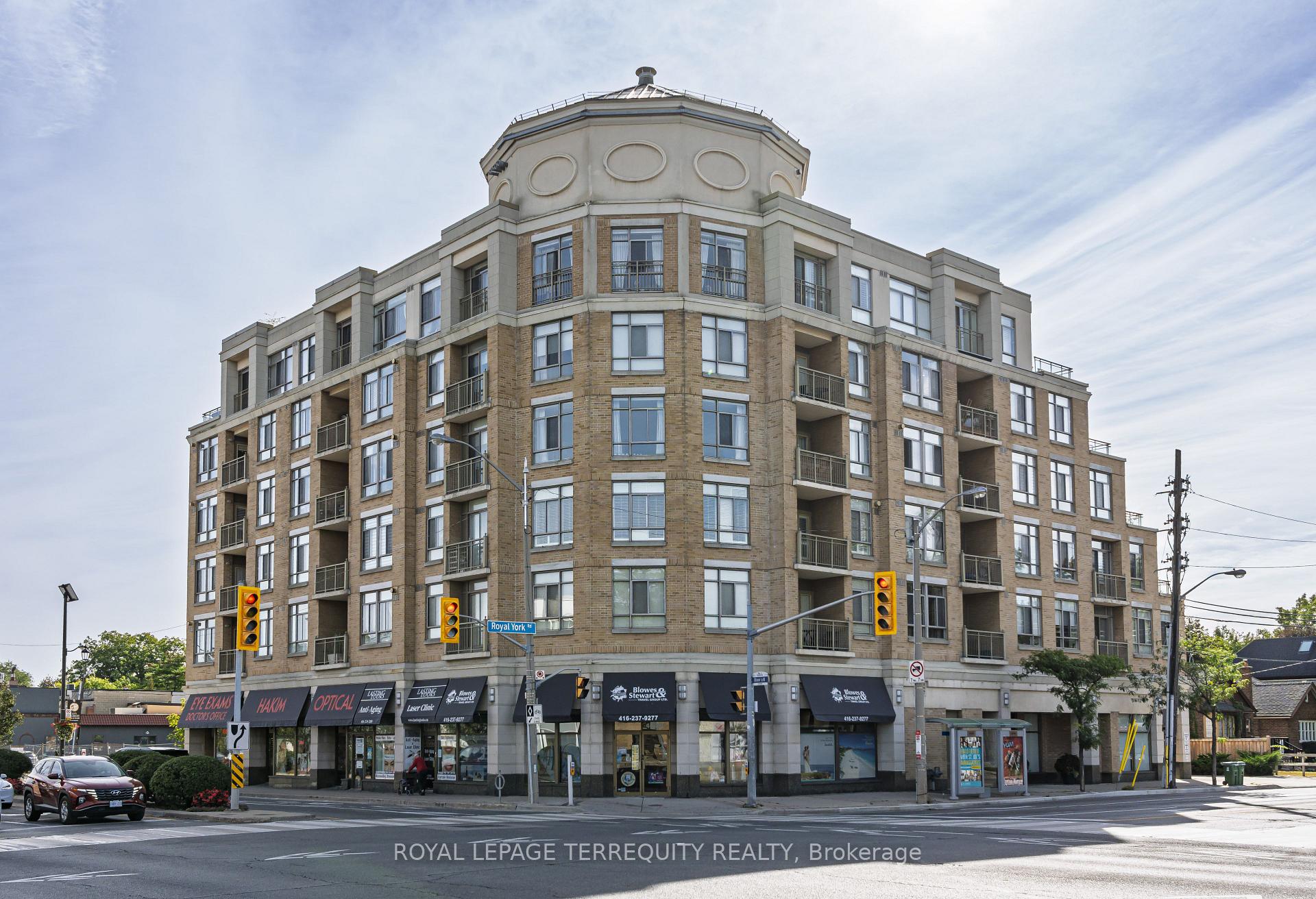 Photo of Unit 407, 935 Royal York Road